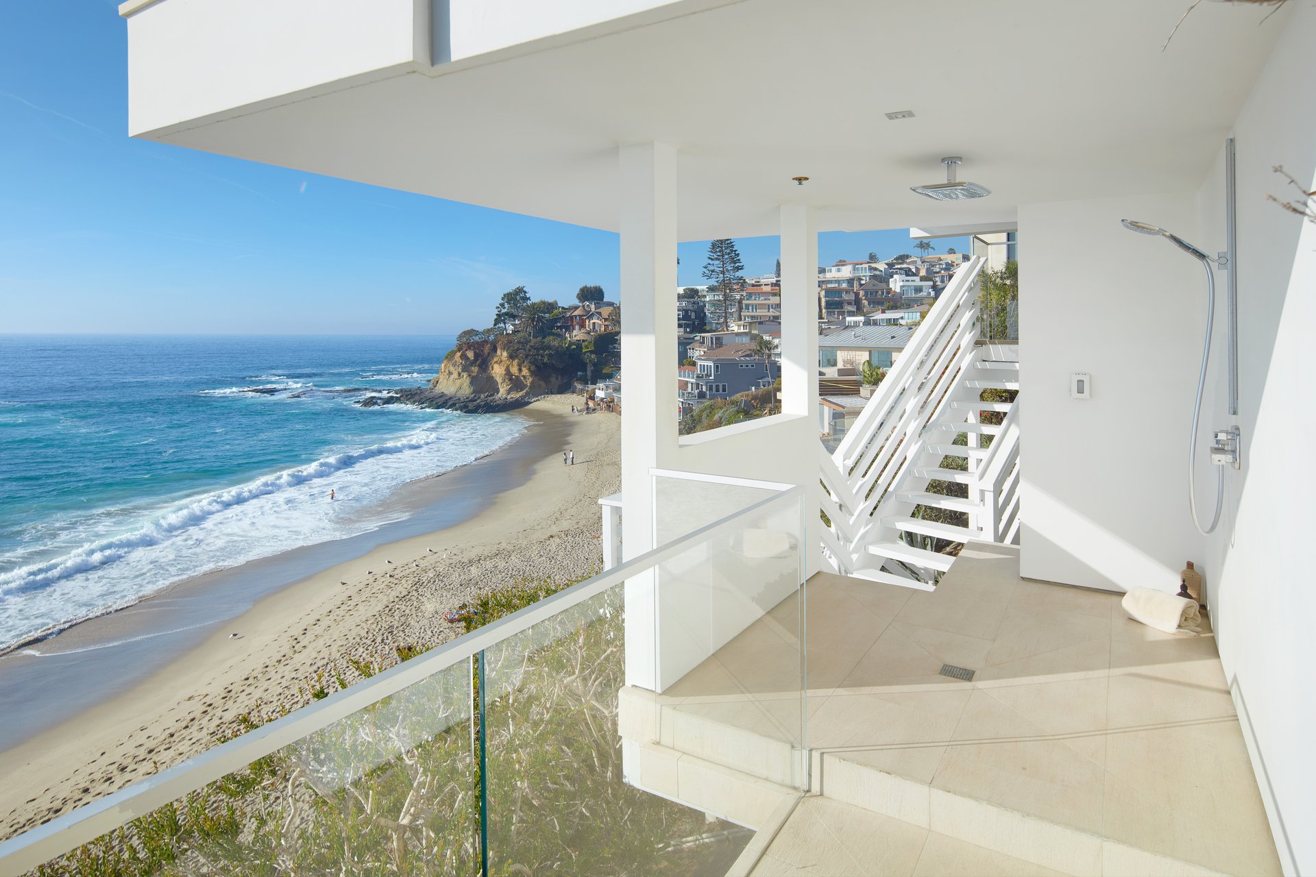 14 Lagunita Drive