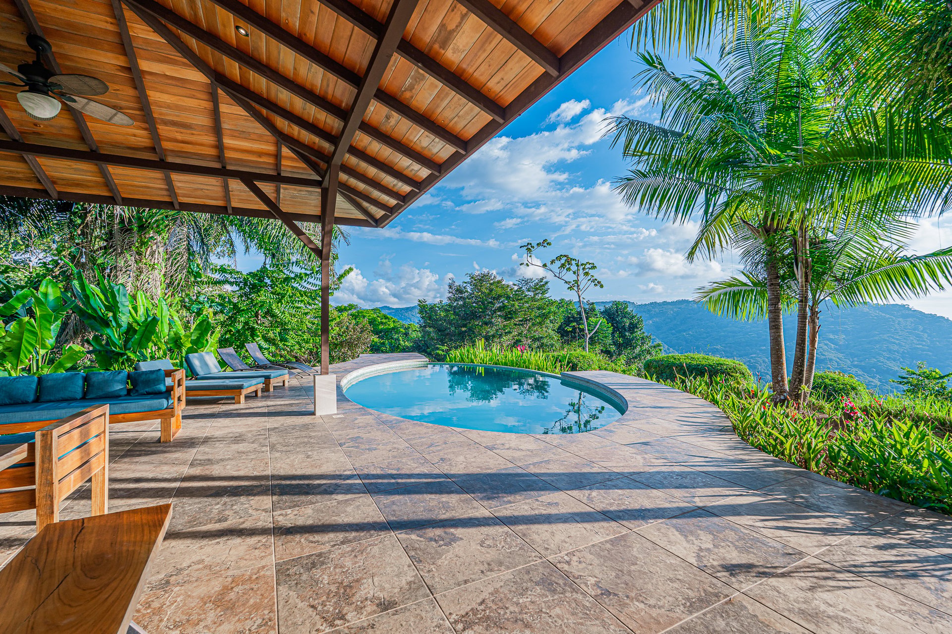 Sunset Ocean View Home on 2.6 Acres Platanillo