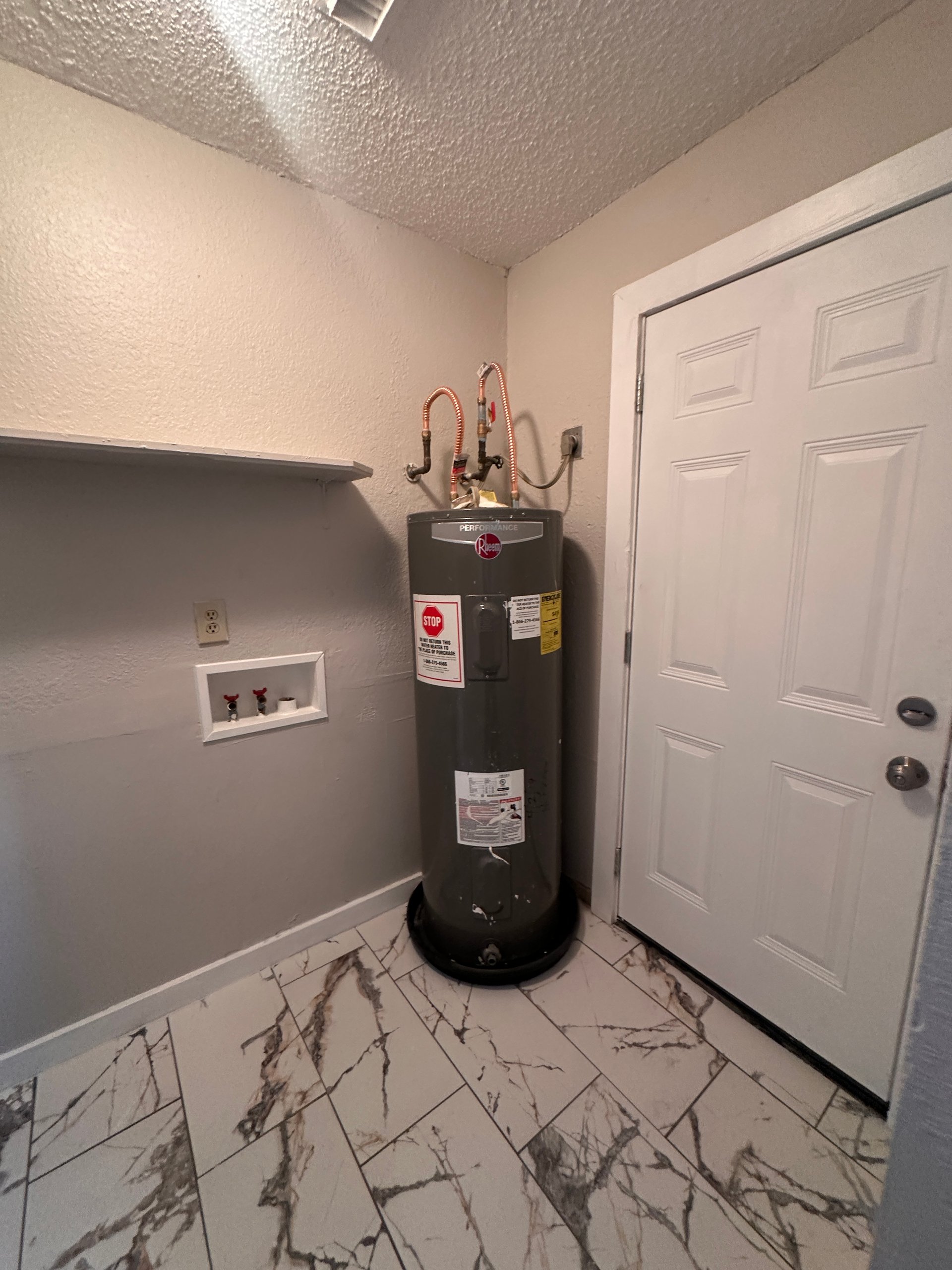 806 E Standifer