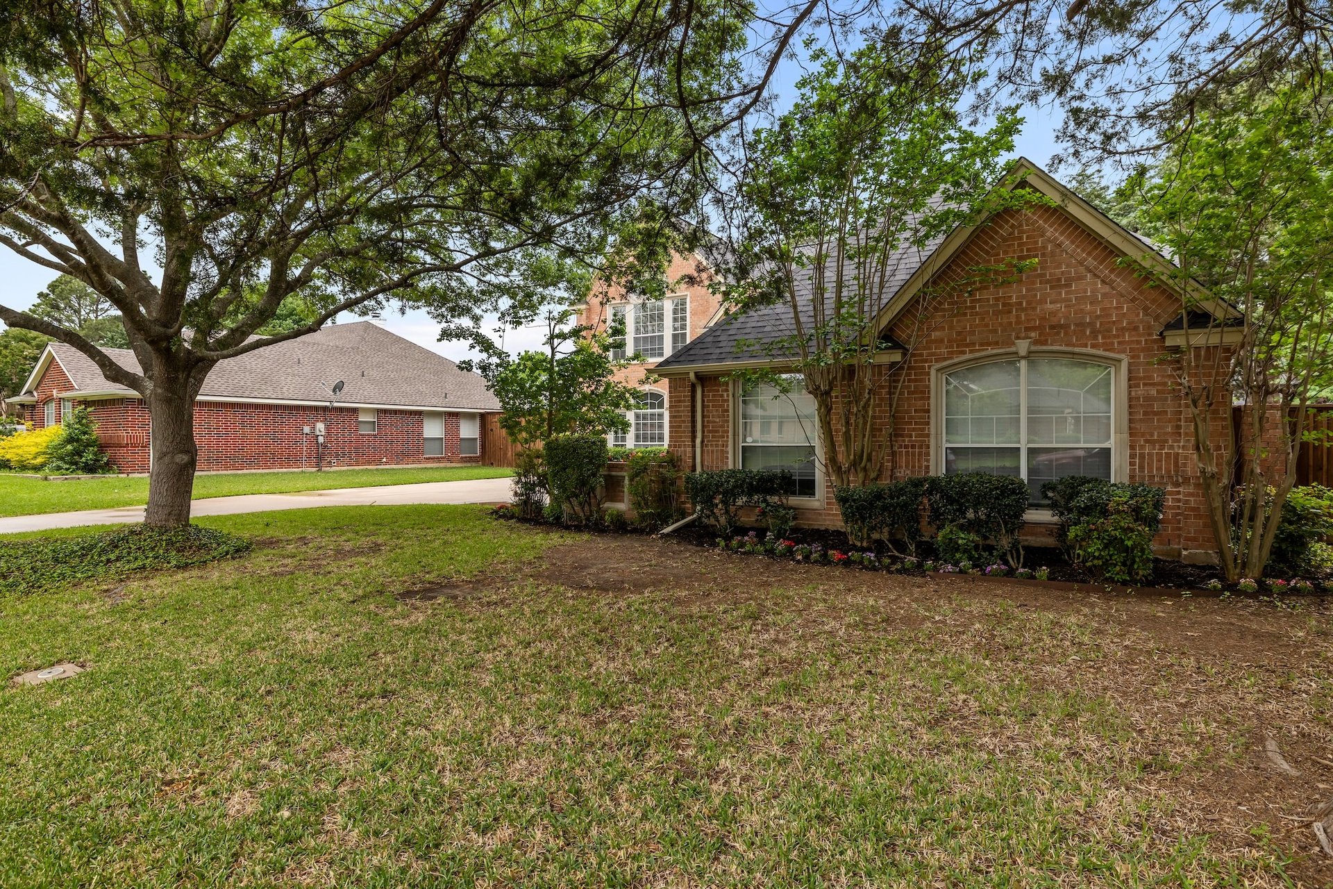 2 Treewood Court