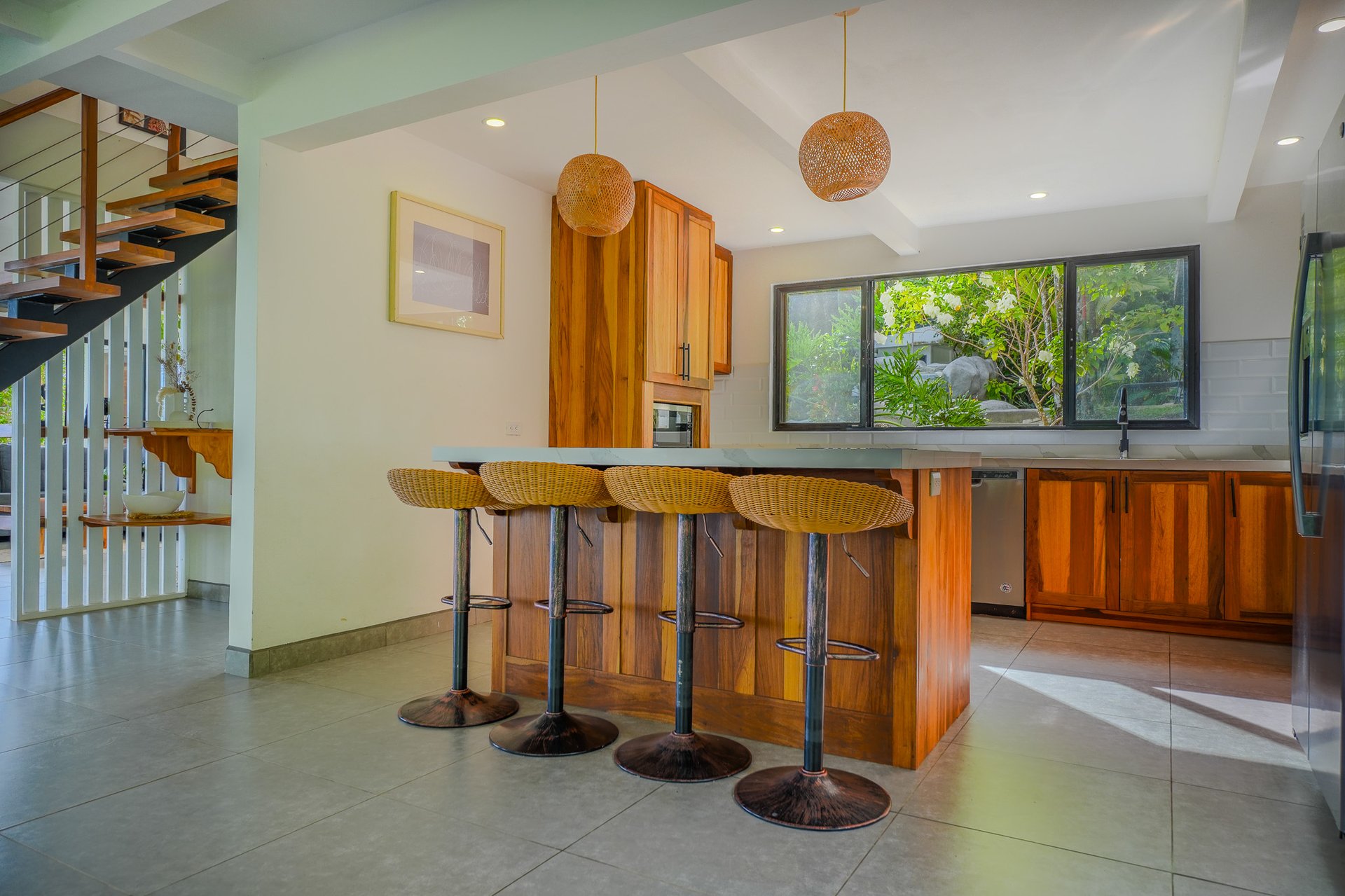 Casa La Roca, Whale's Tail 3 Bedroom Home In Uvita!