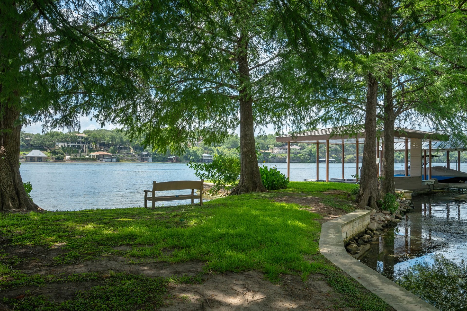 2611 Westlake Drive 