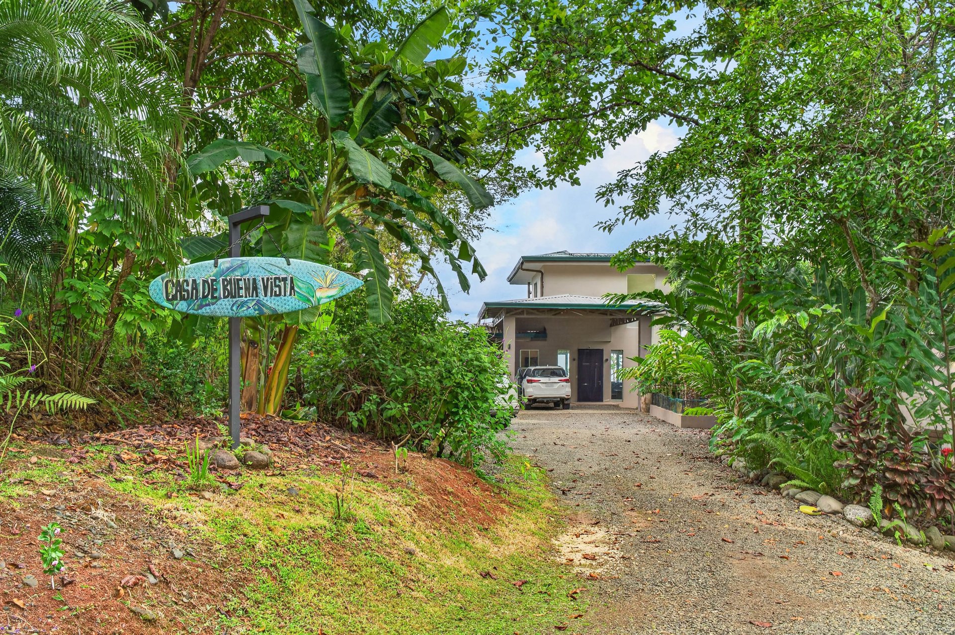 Luxury Ocean View Homestead | A Self-Sufficient Tropical Estate