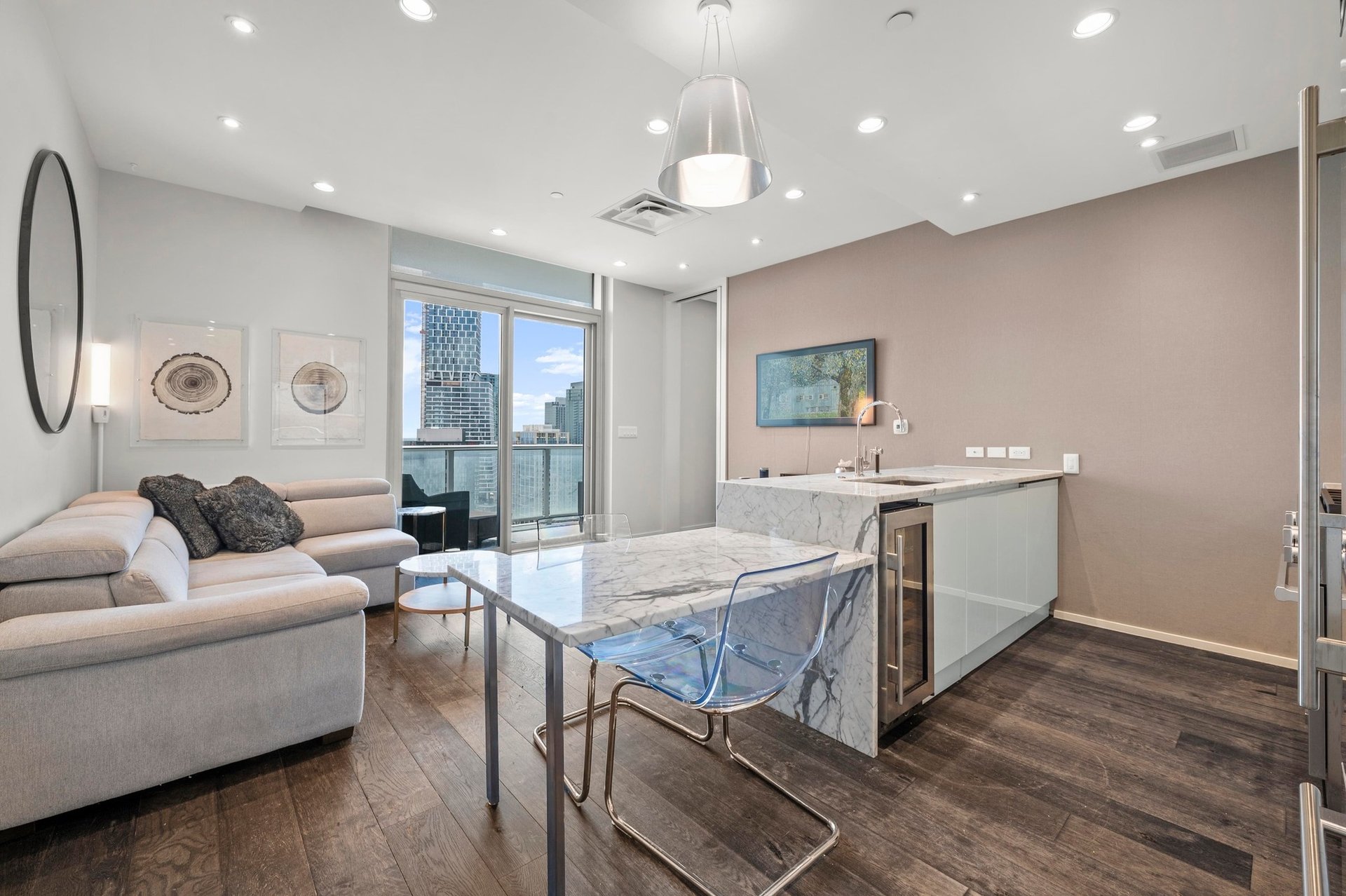 200 Congress Ave #33BB