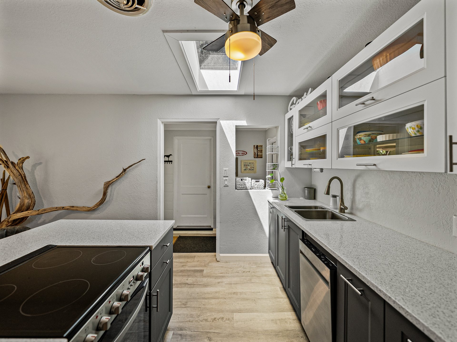 131 OAK PARK AVE