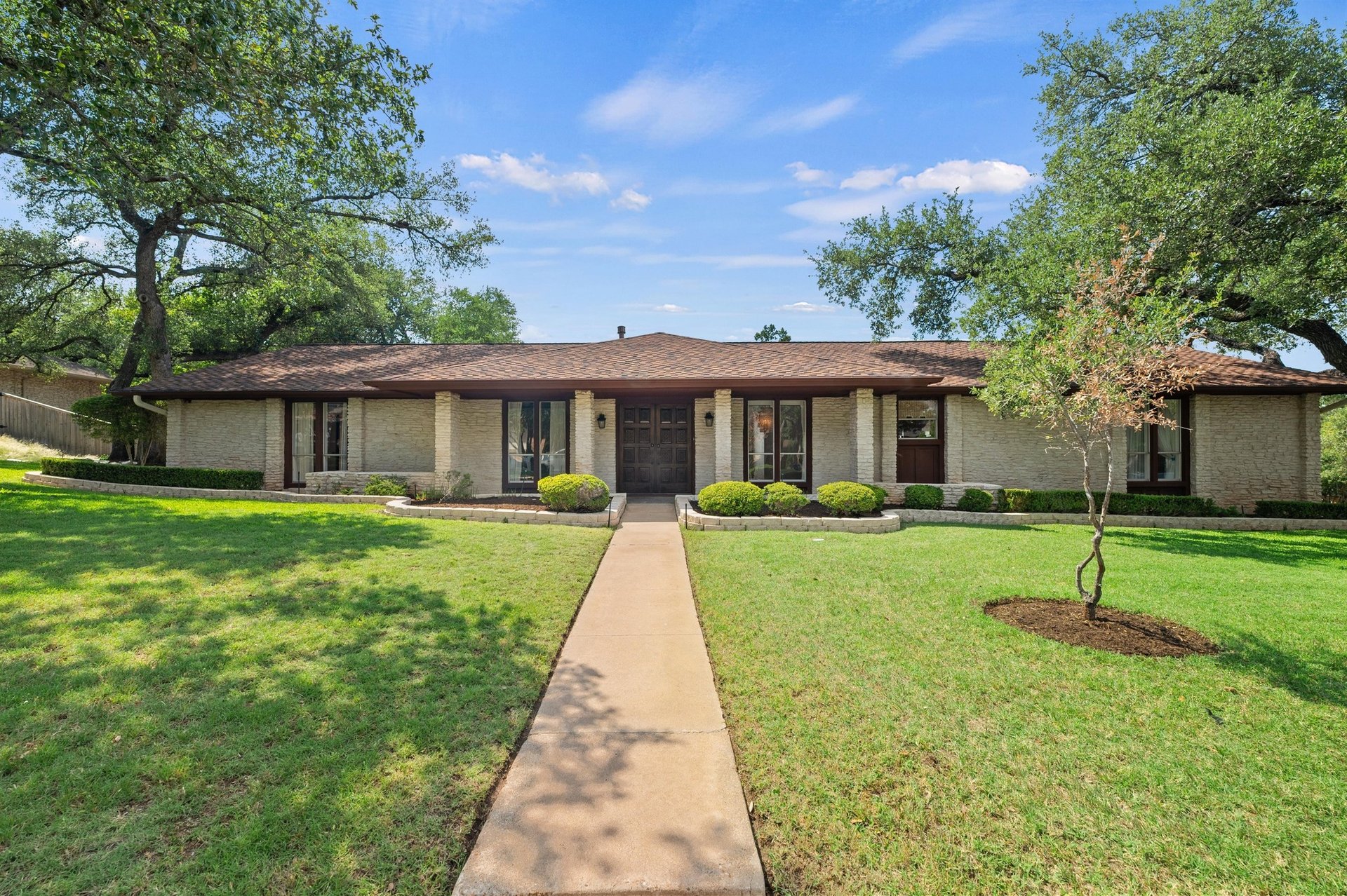 7602 Parkview Circle 