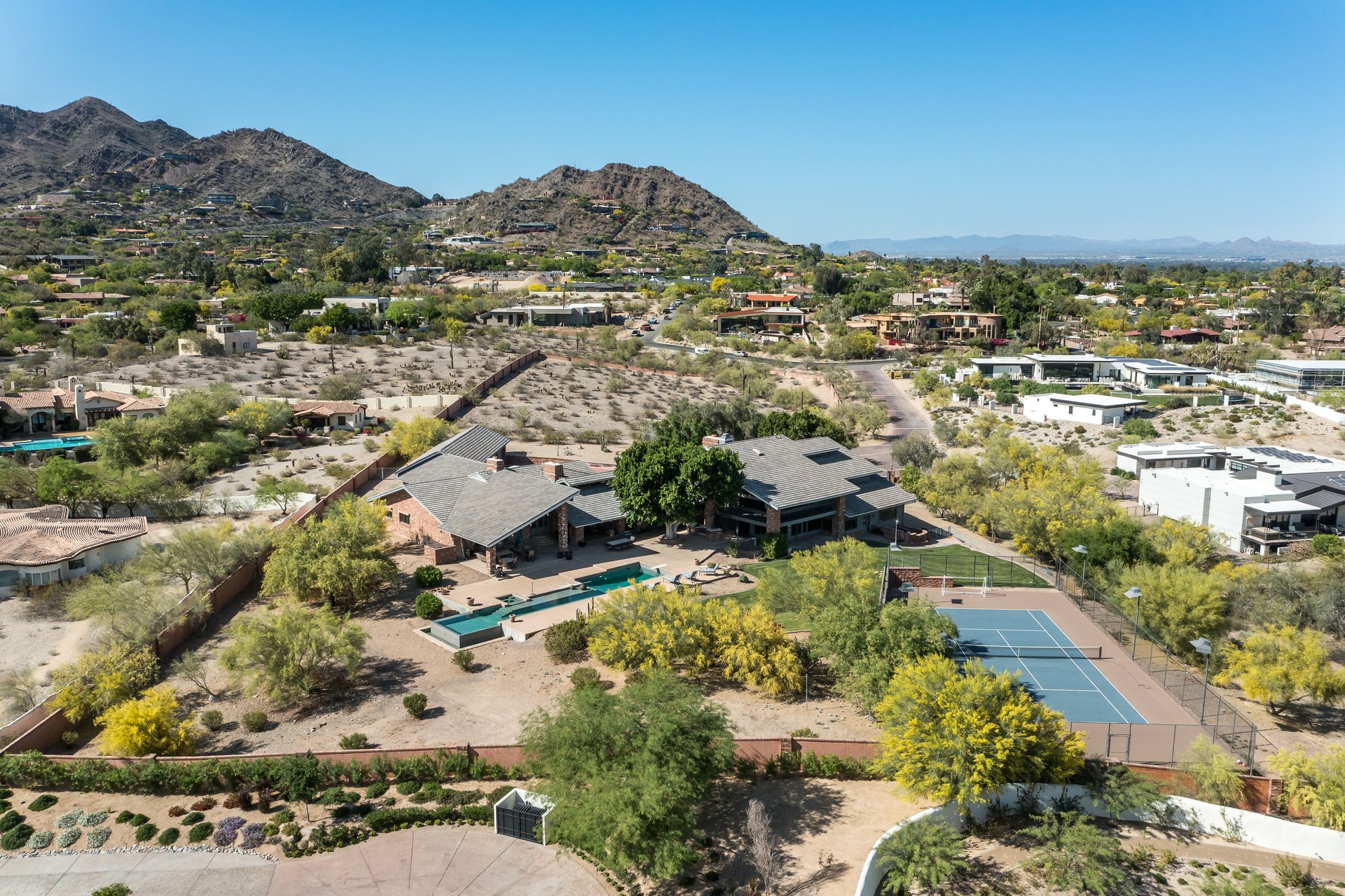 Luxury PV Hilltop Sanctuary