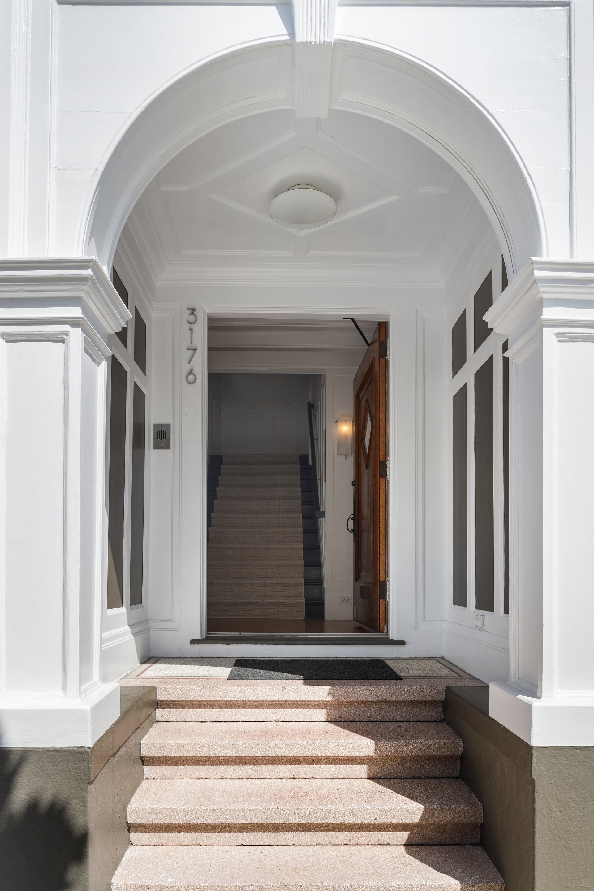 Pacific Heights Edwardian on a Prime Flat Block