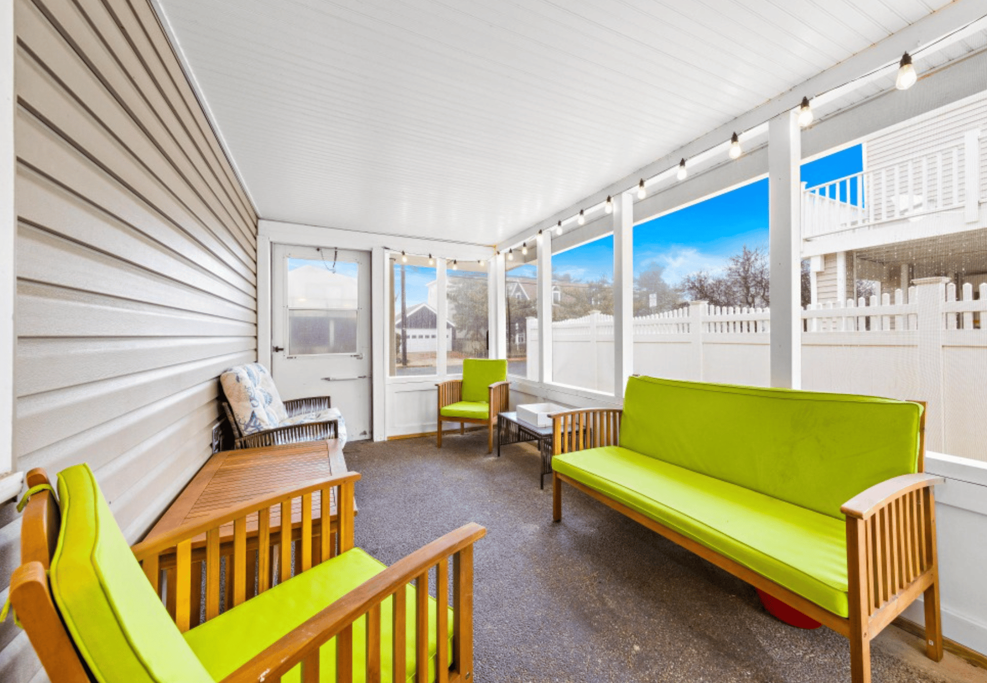 18 E Dupont Ave, Brant Beach (Ground Floor) 