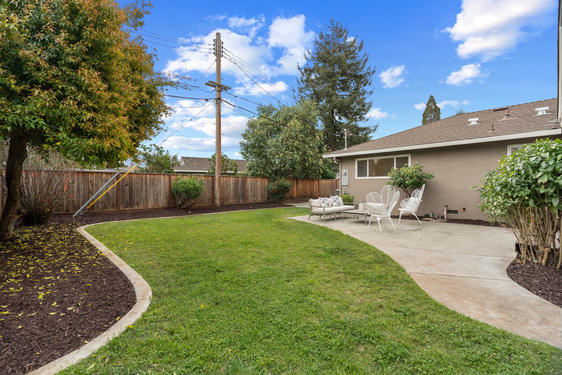 699 Cornell DR