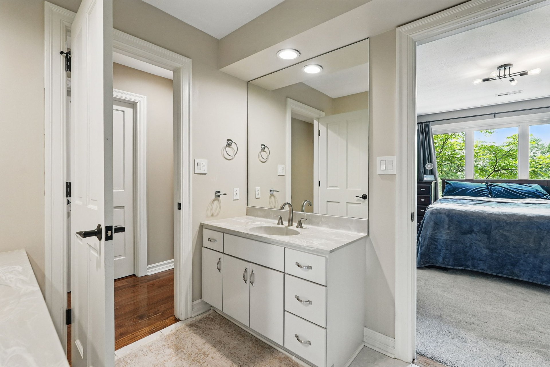 559 Normandy Ct