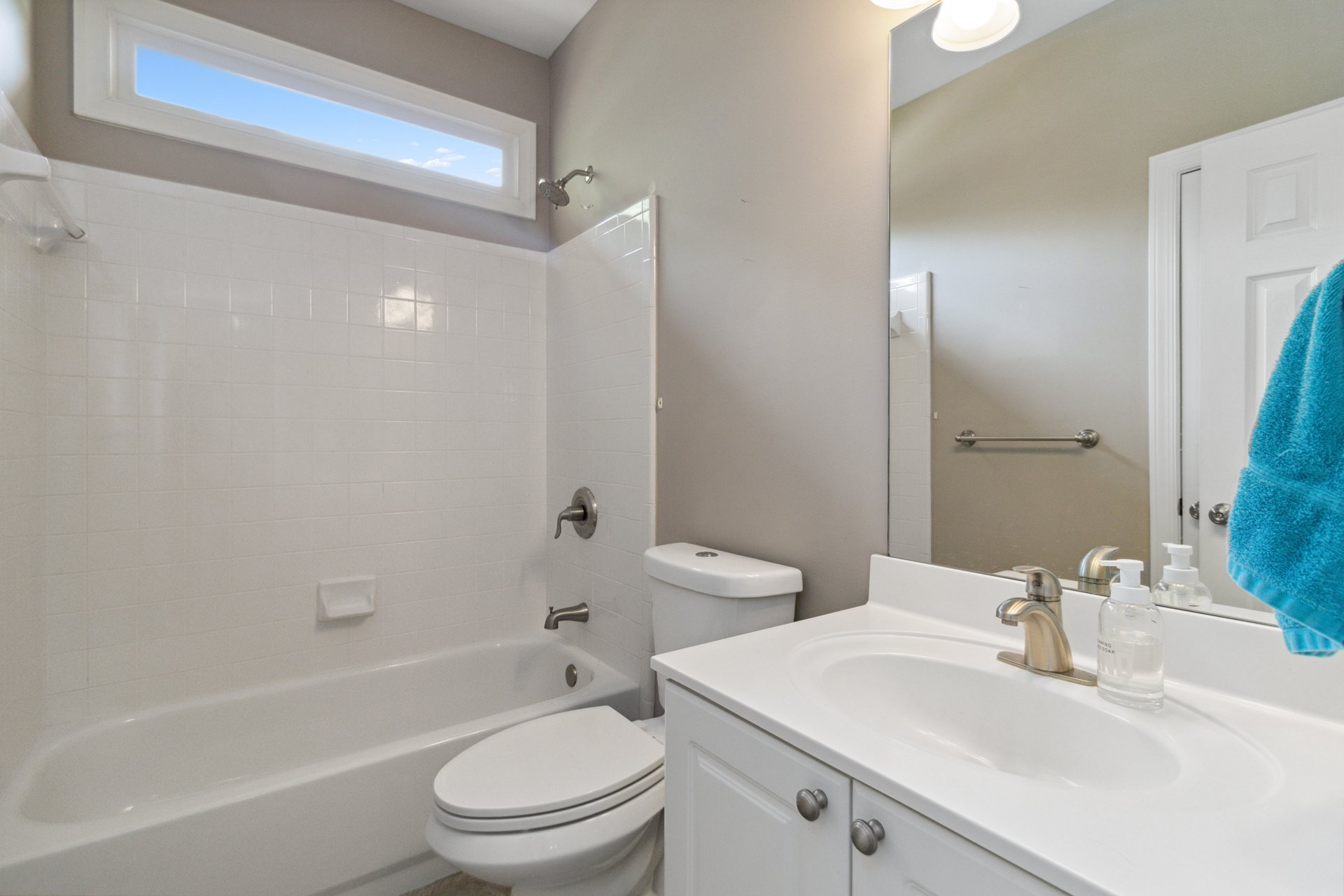 5073 Kingsbridge Pass