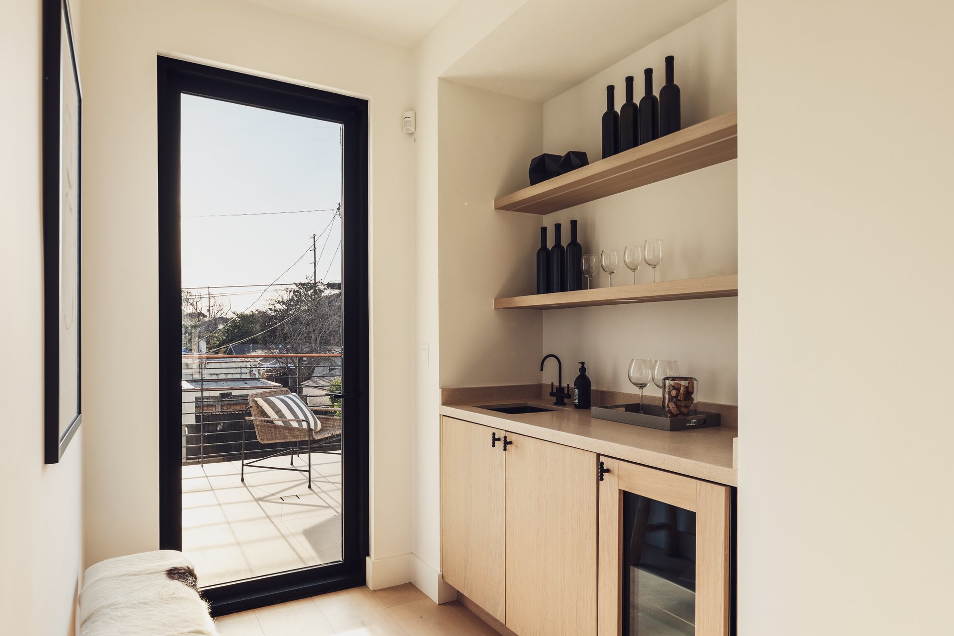 2115 Walnut Ave, Venice