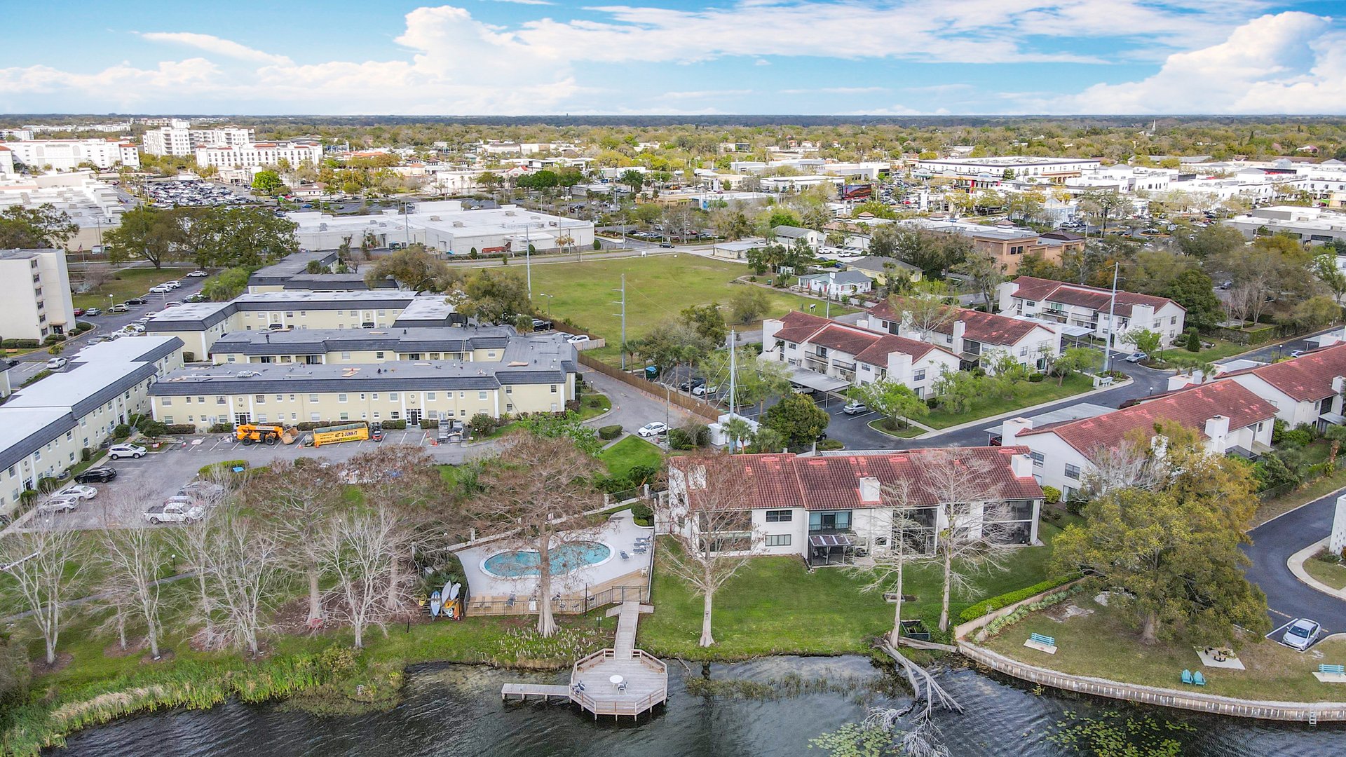 Luxury Lakefront Winter Park Condominium for Lease