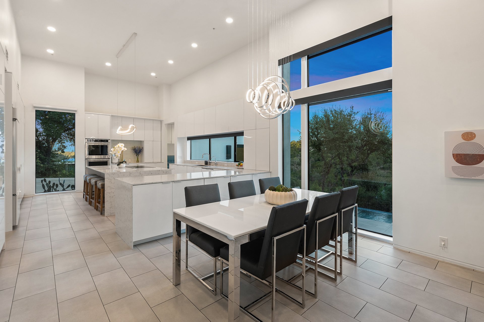 Modern Masterpiece in West Lake Hills