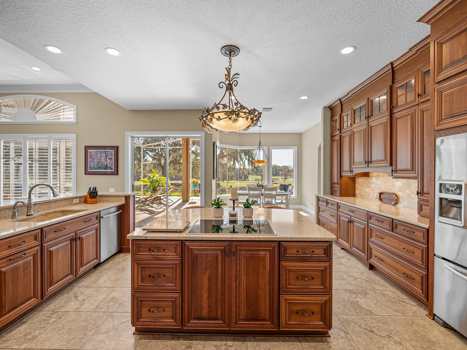 13854 THOROUGHBRED DR
