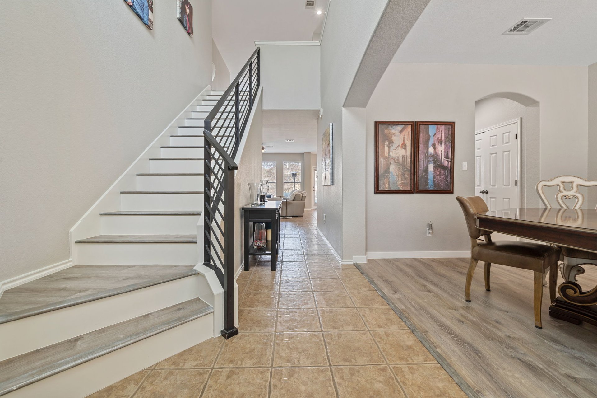 Elegantly Updated Lakeway Retreat w/ New Roof