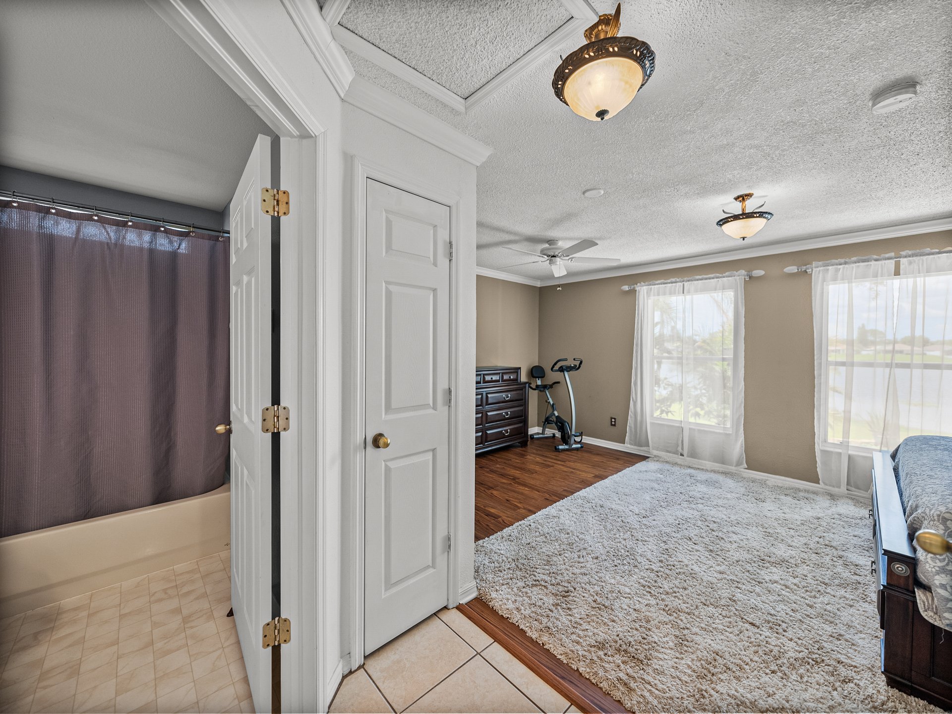 22829 SAINT THOMAS CIR