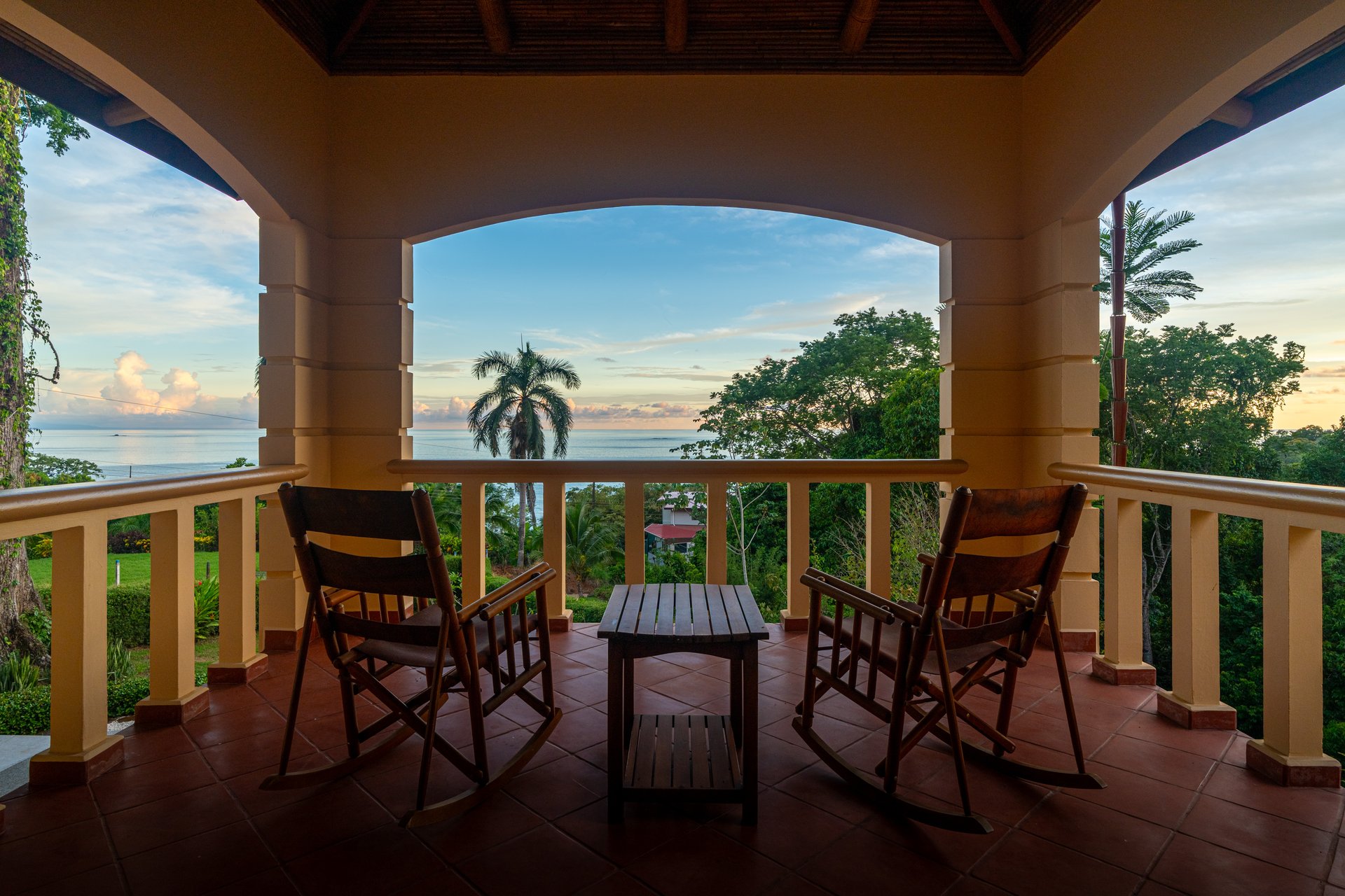 Classic Luxury at Casa Ceiba, Coastal Ocean View 4 Bedroom Home Near Uvita
