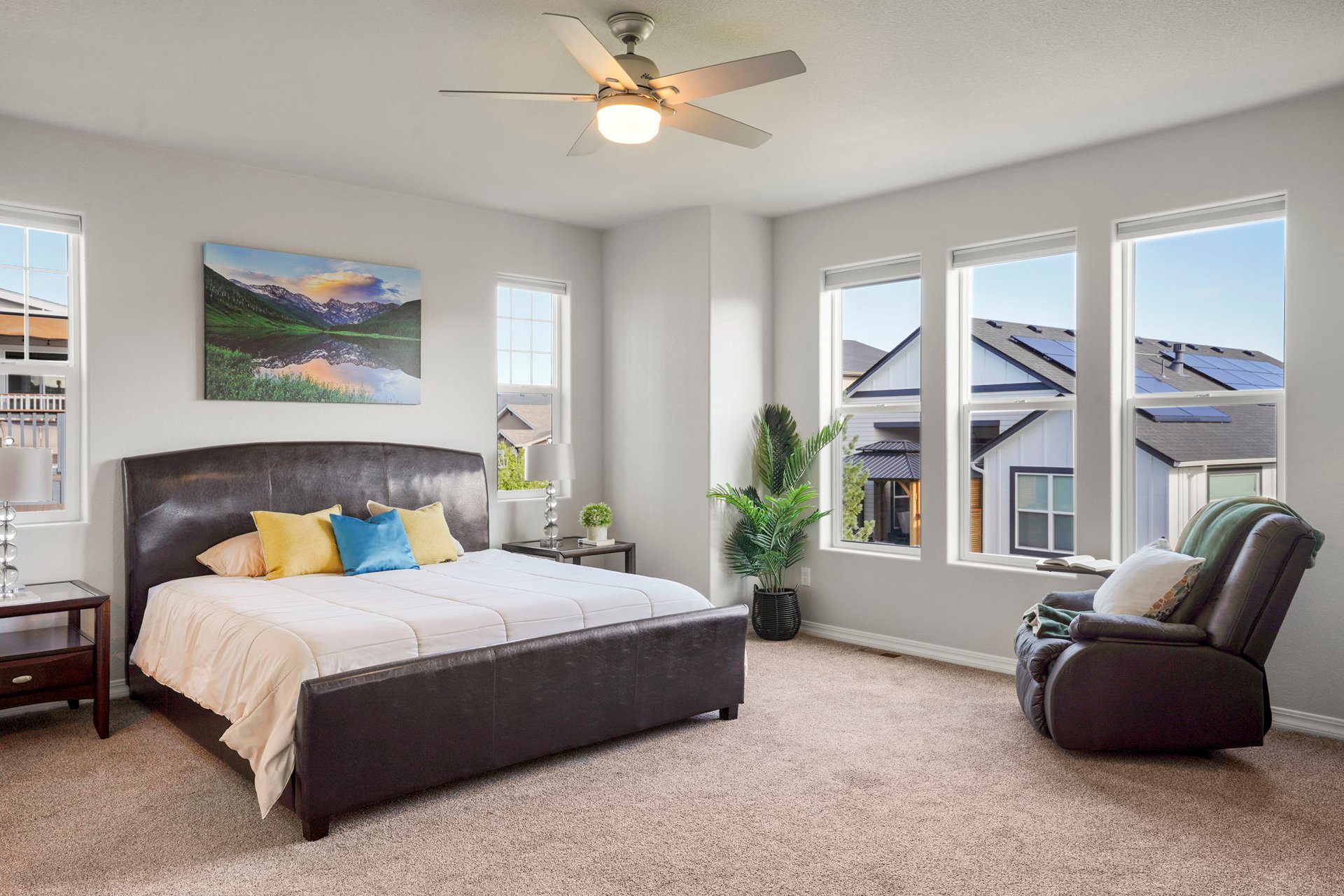 4354 Hanging Lake Circle