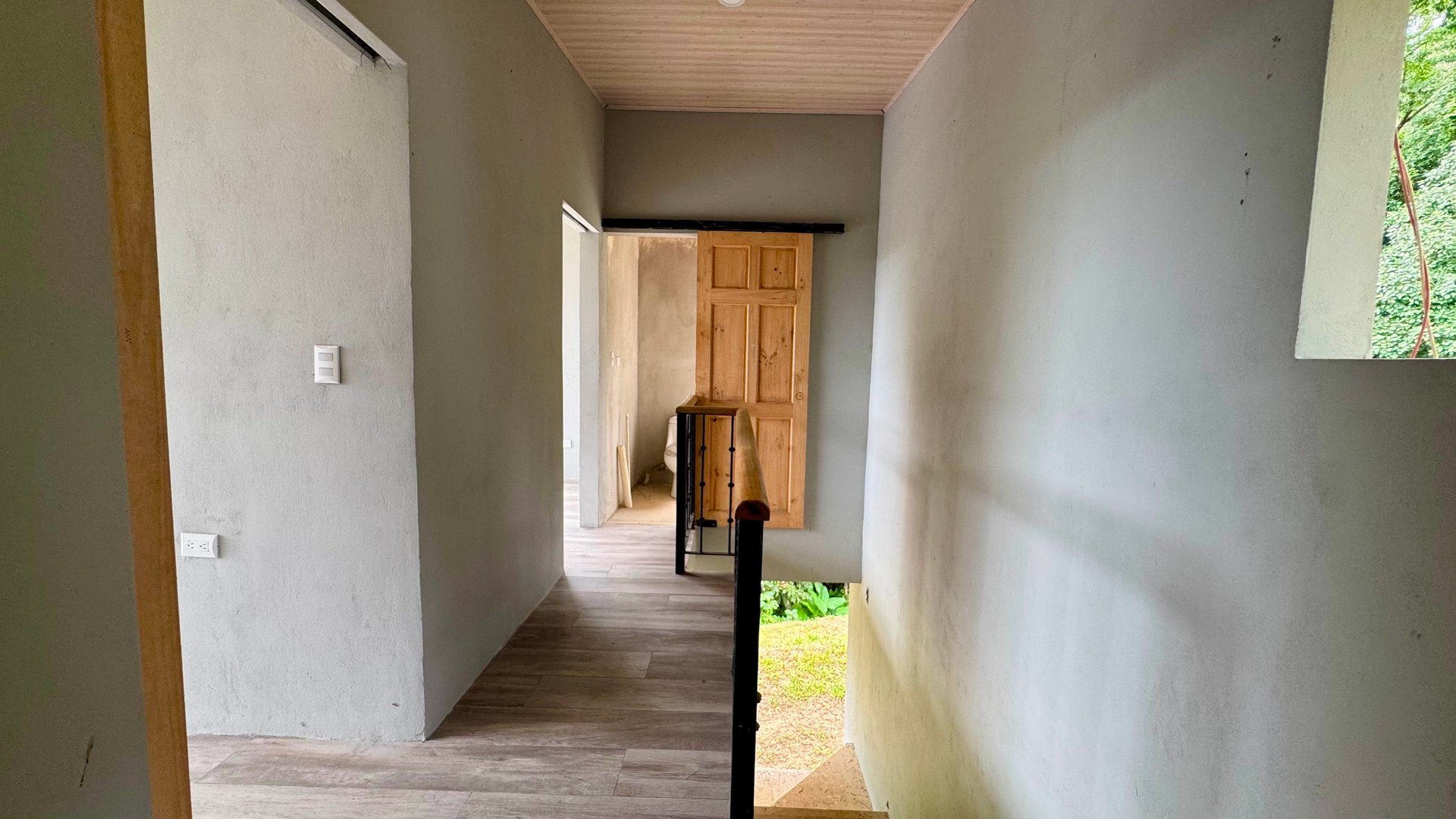 Investment Opportunity in Playa Hermosa – Fixer-Upper with Great Potential!