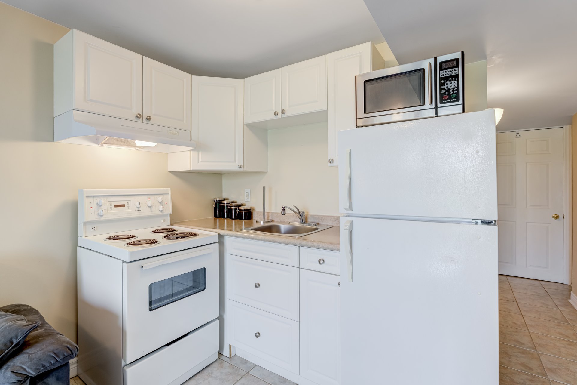Bsmt - 97 Maple Ridge Cres