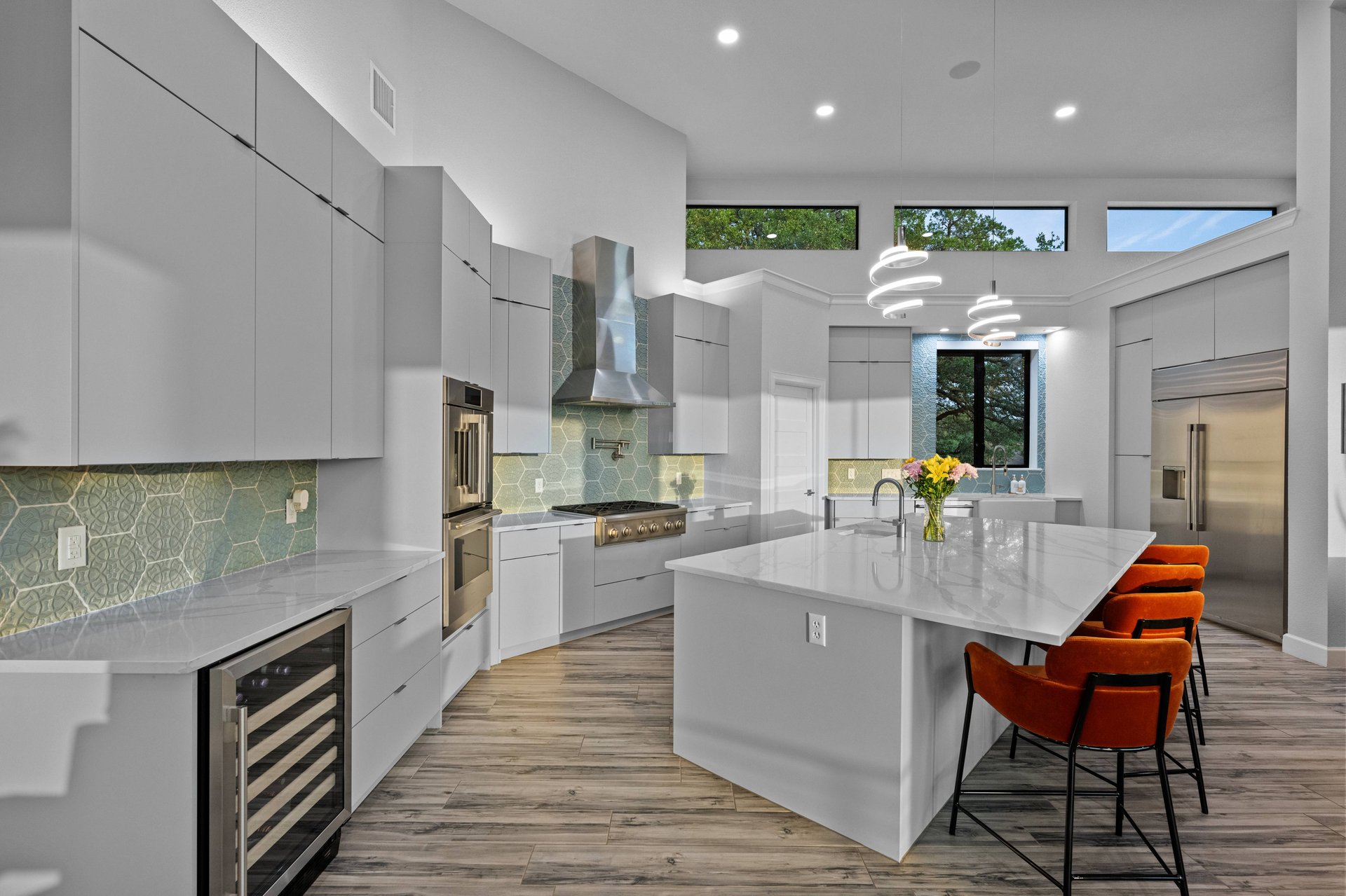 2912 Patriot Drive & 3002 Point Cove