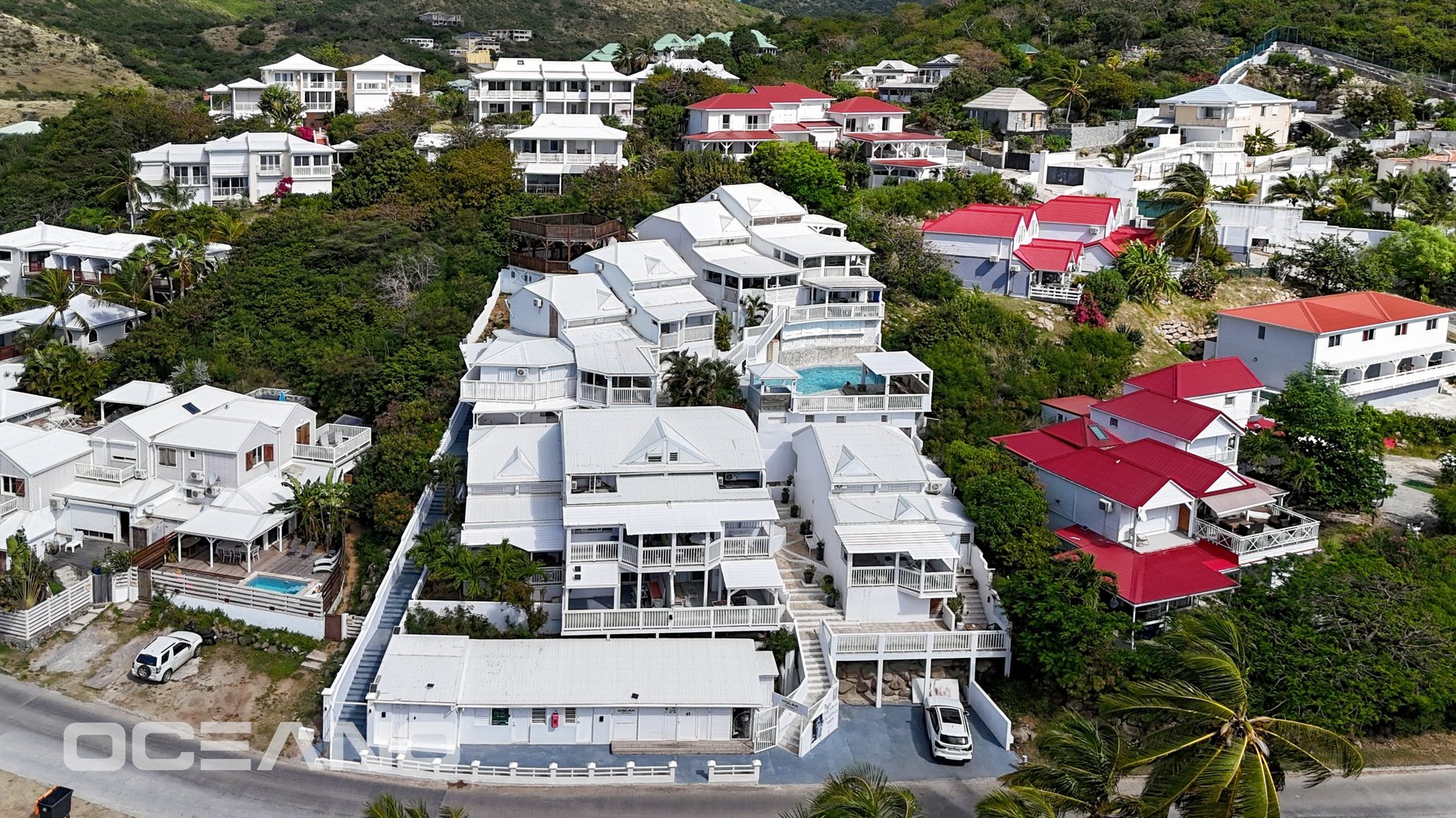 EXCLUSIVE : Set of 2-Bedroom Apartment + Studio – IDOLEM Residence, Charm & Potential