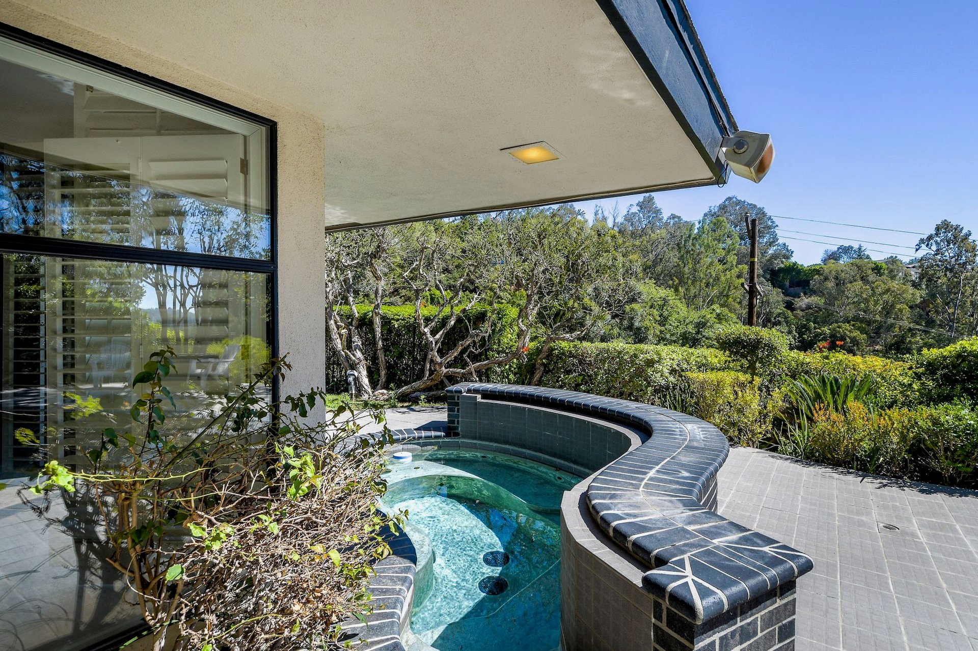 9545 Hidden Valley Rd, Hidden Valley Colony