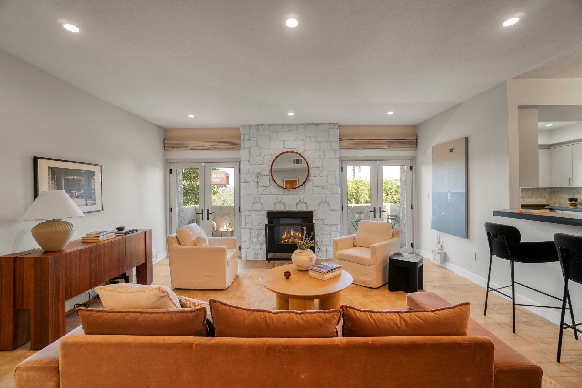 166 S Hayworth Ave APT 201, Los Angeles, CA 90048