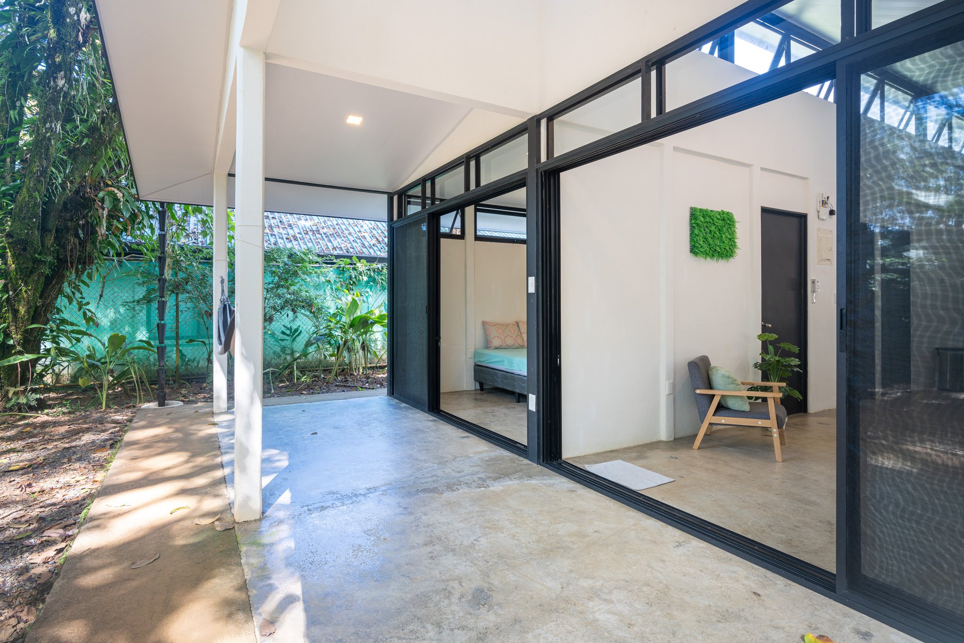 Turnkey Property with 3 Income-Generating Homes in an Exceptional Uvita Location