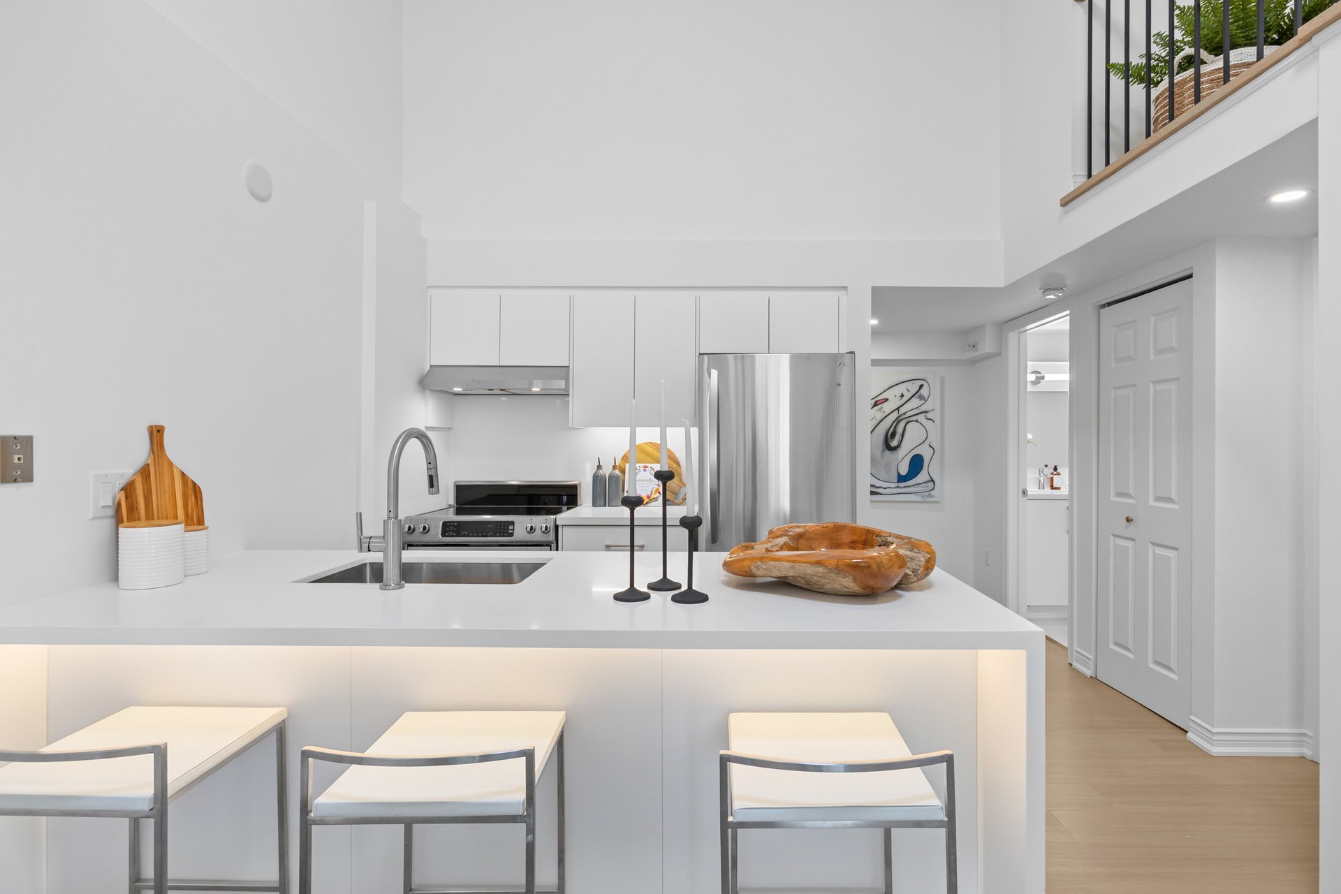 217 St George Street Suite 54