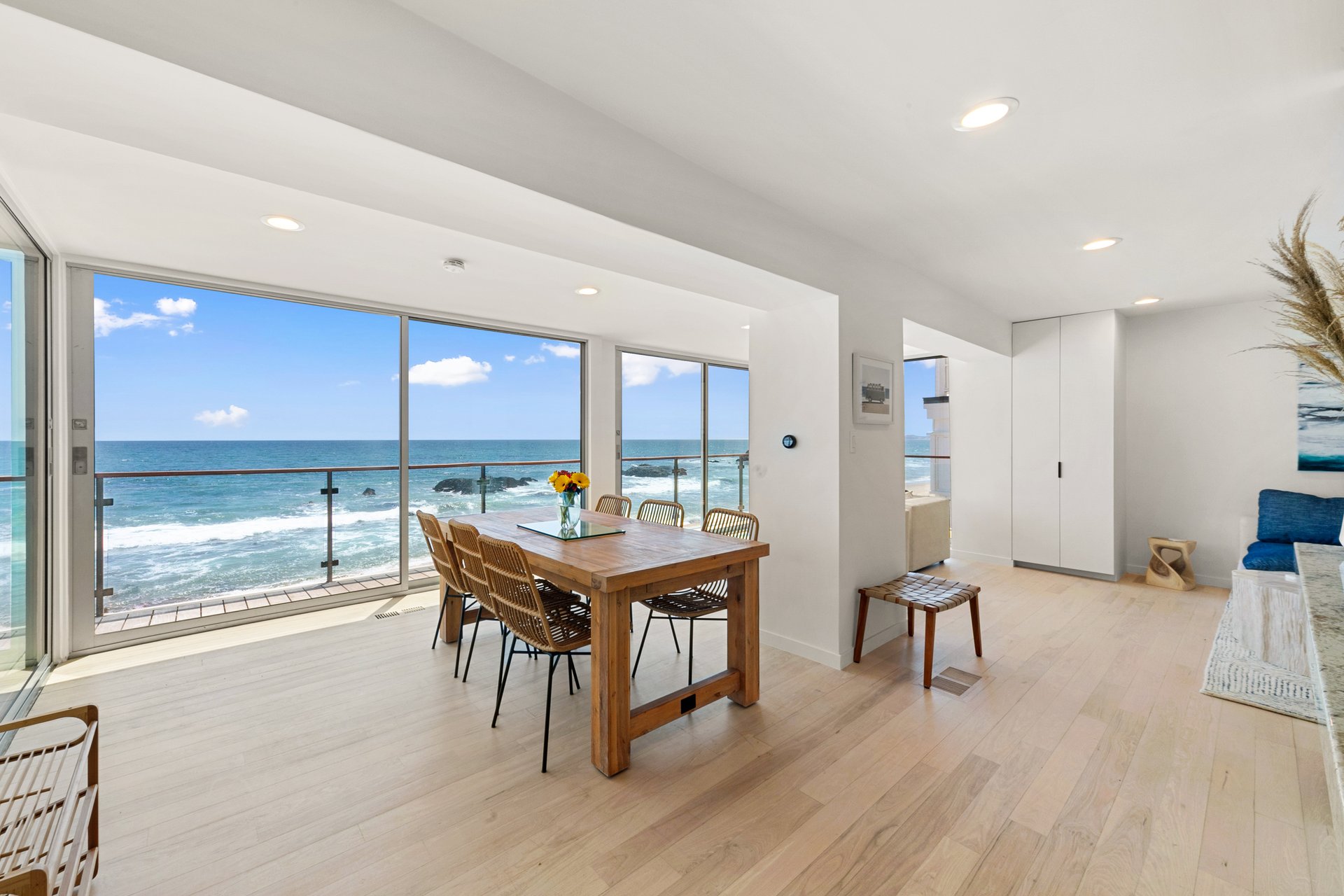 24928 Malibu Rd
