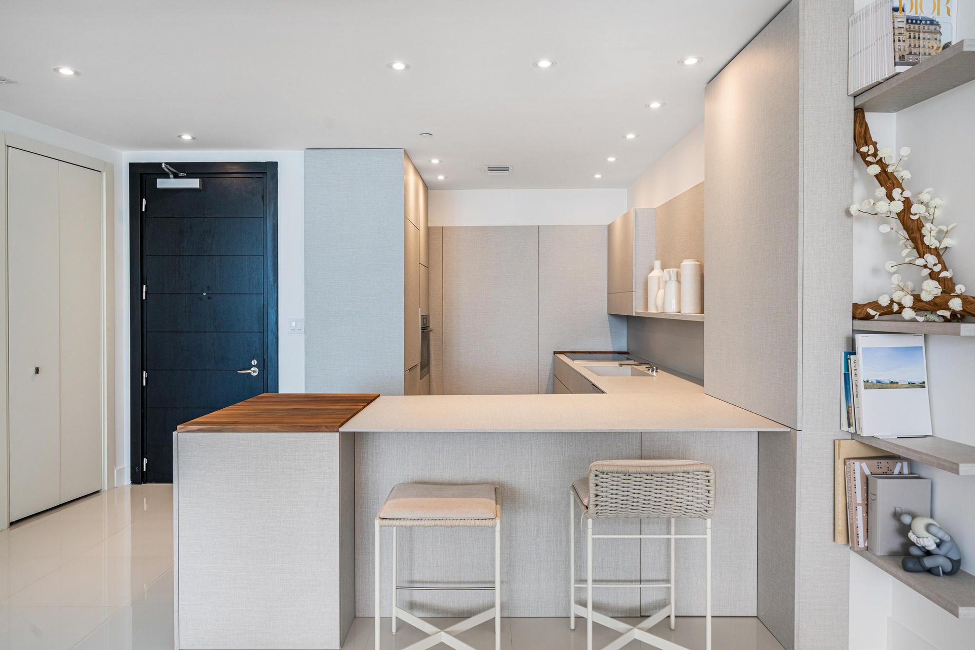 Epic Residences, #4704