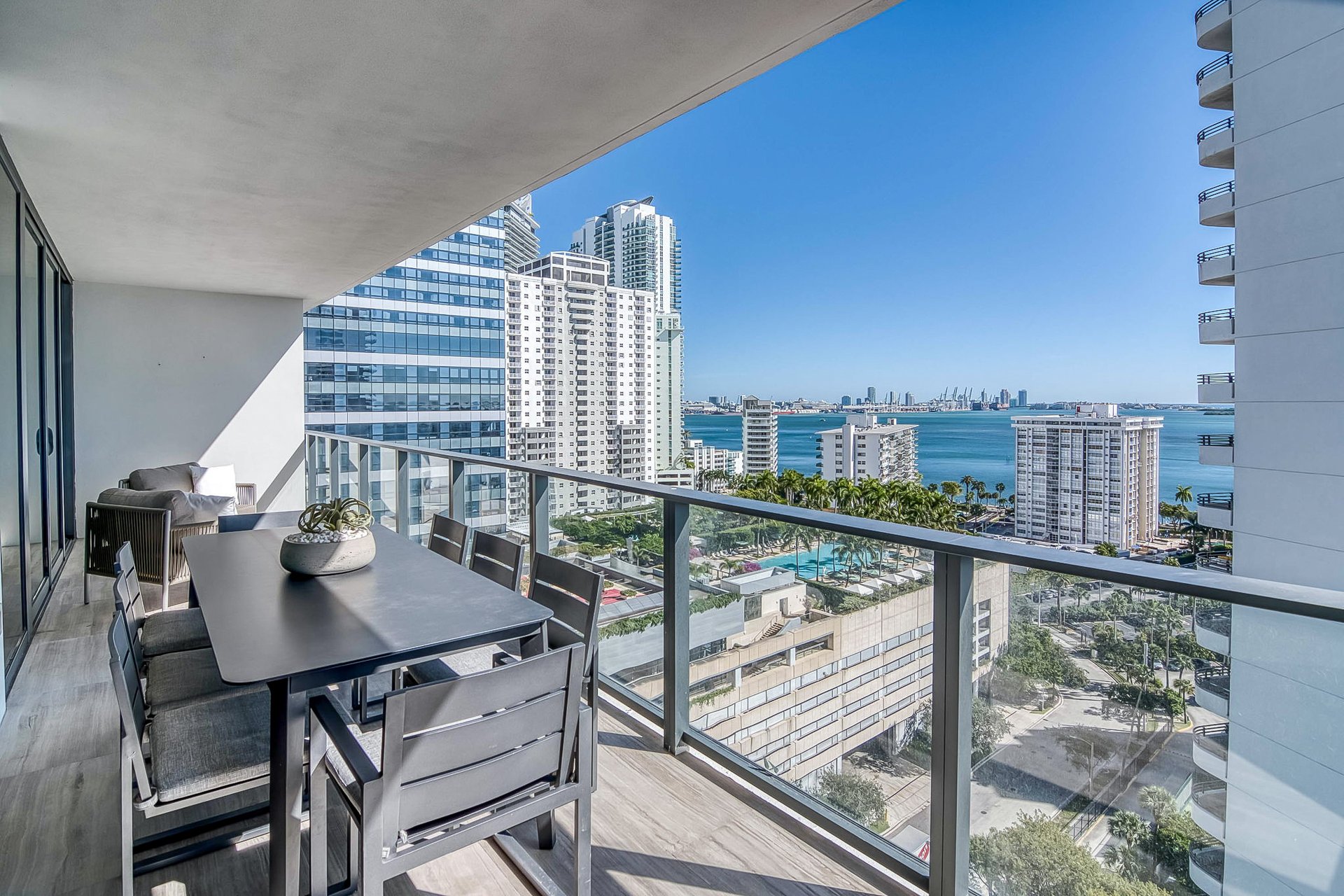 Echo Brickell 1602