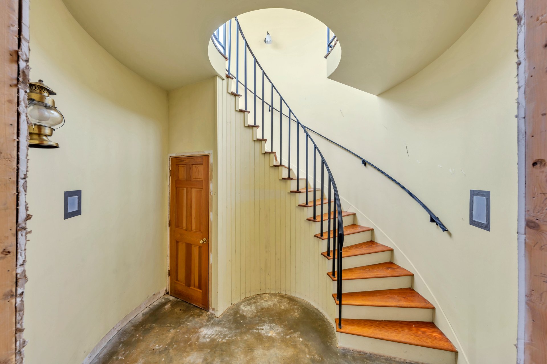 103 Crestview Road