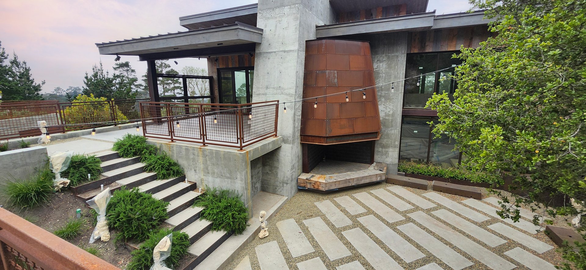493 Aguajito Rd