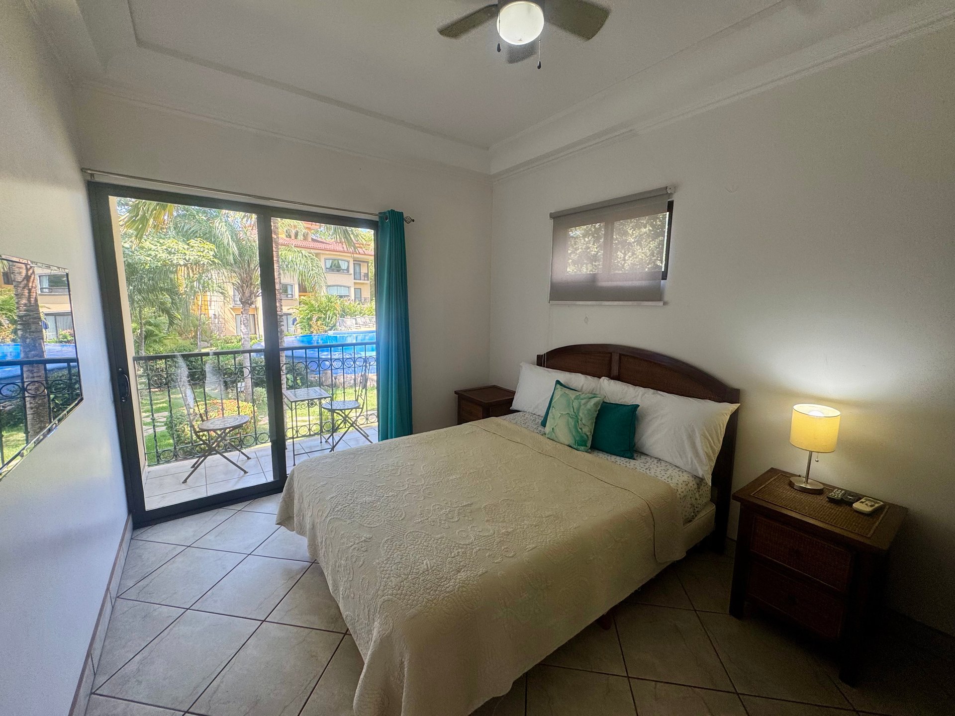 The Oaks 65: Comfortable 2BR Condo Near Tamarindo & Playa Grande