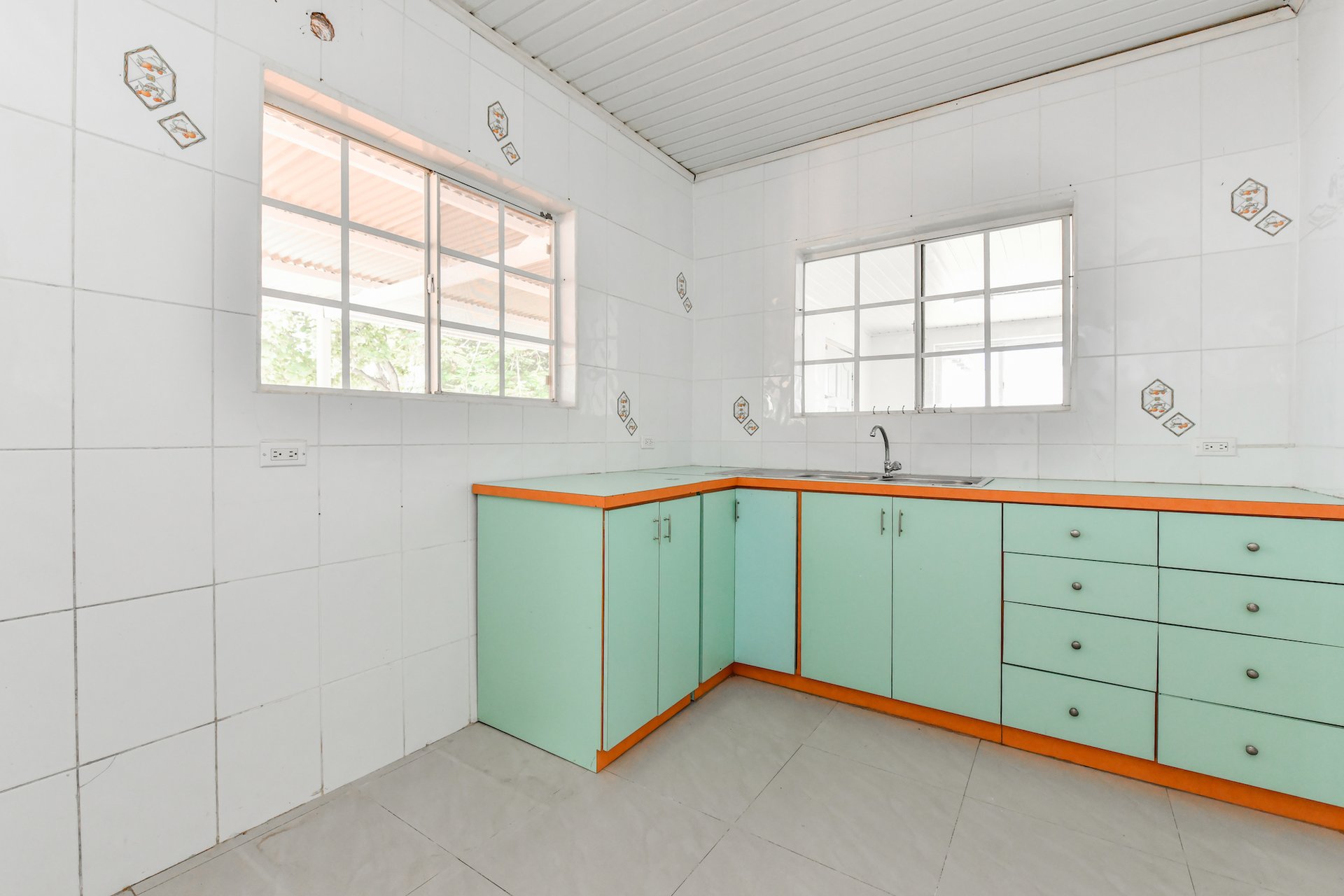 Paradera 177 A (Sale in Progress)