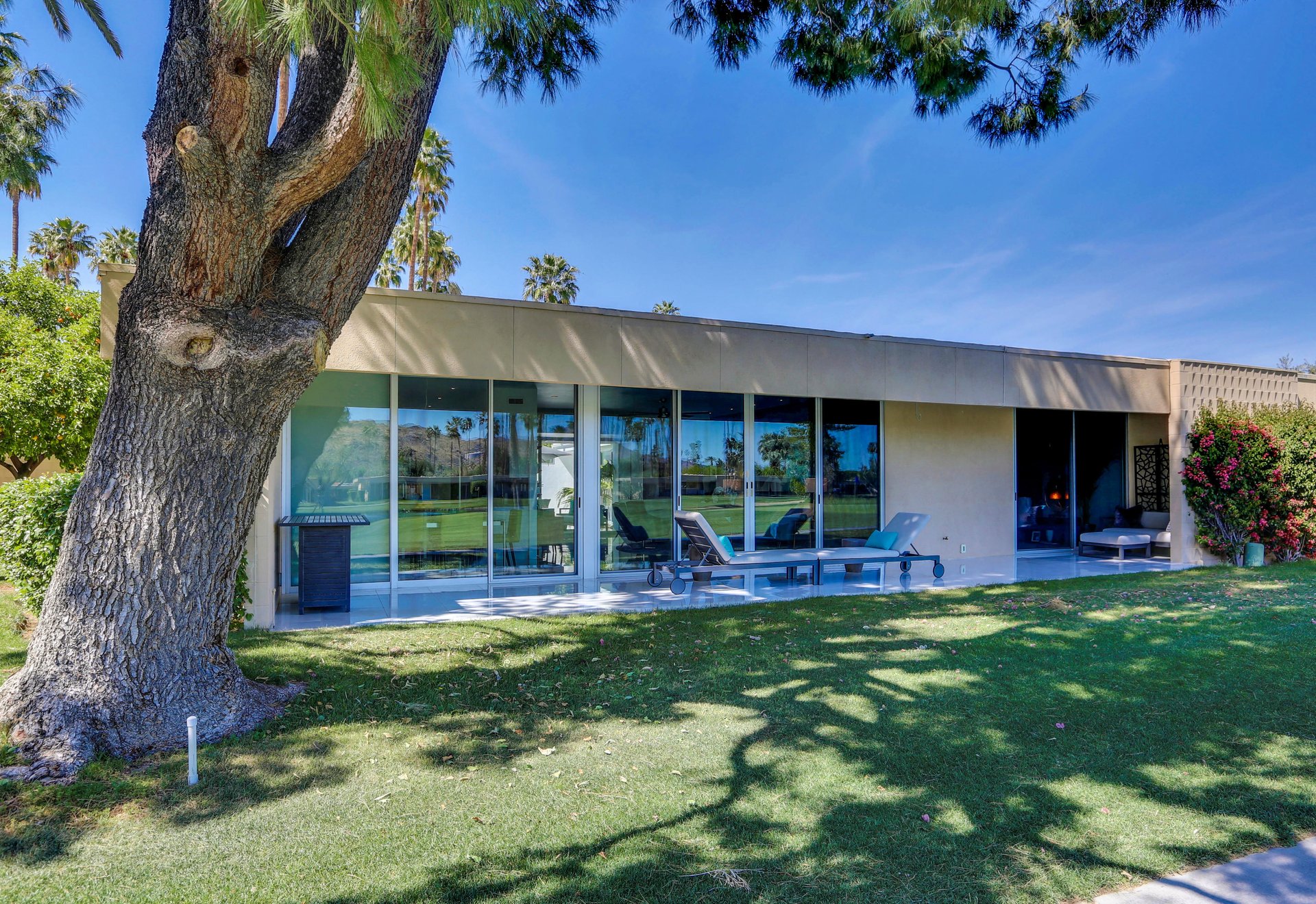 46 Lakeview Drive