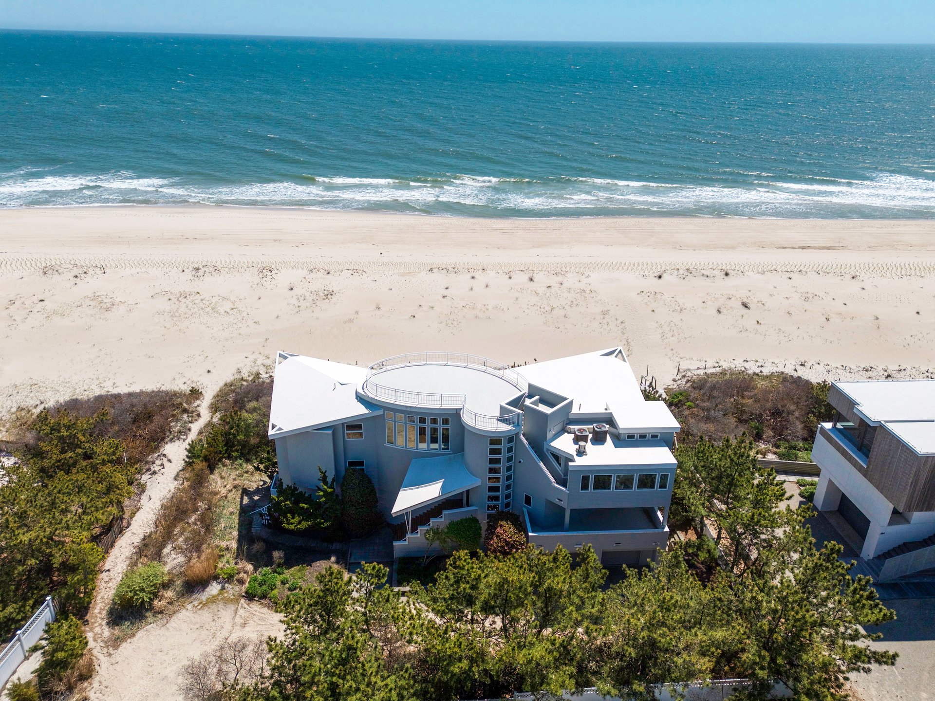 101 E Long Beach Boulevard 