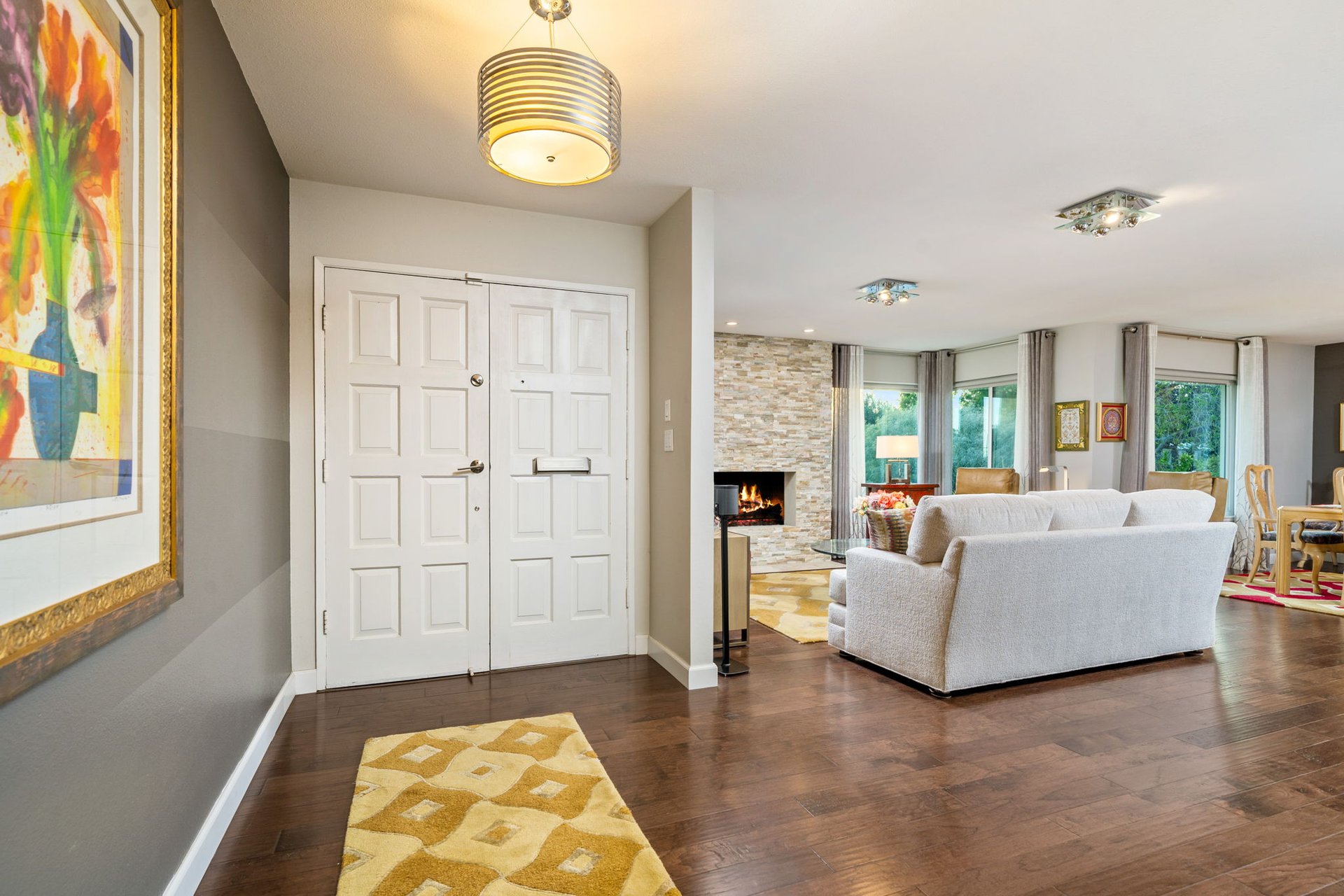 2128 N Villa Maria Road
