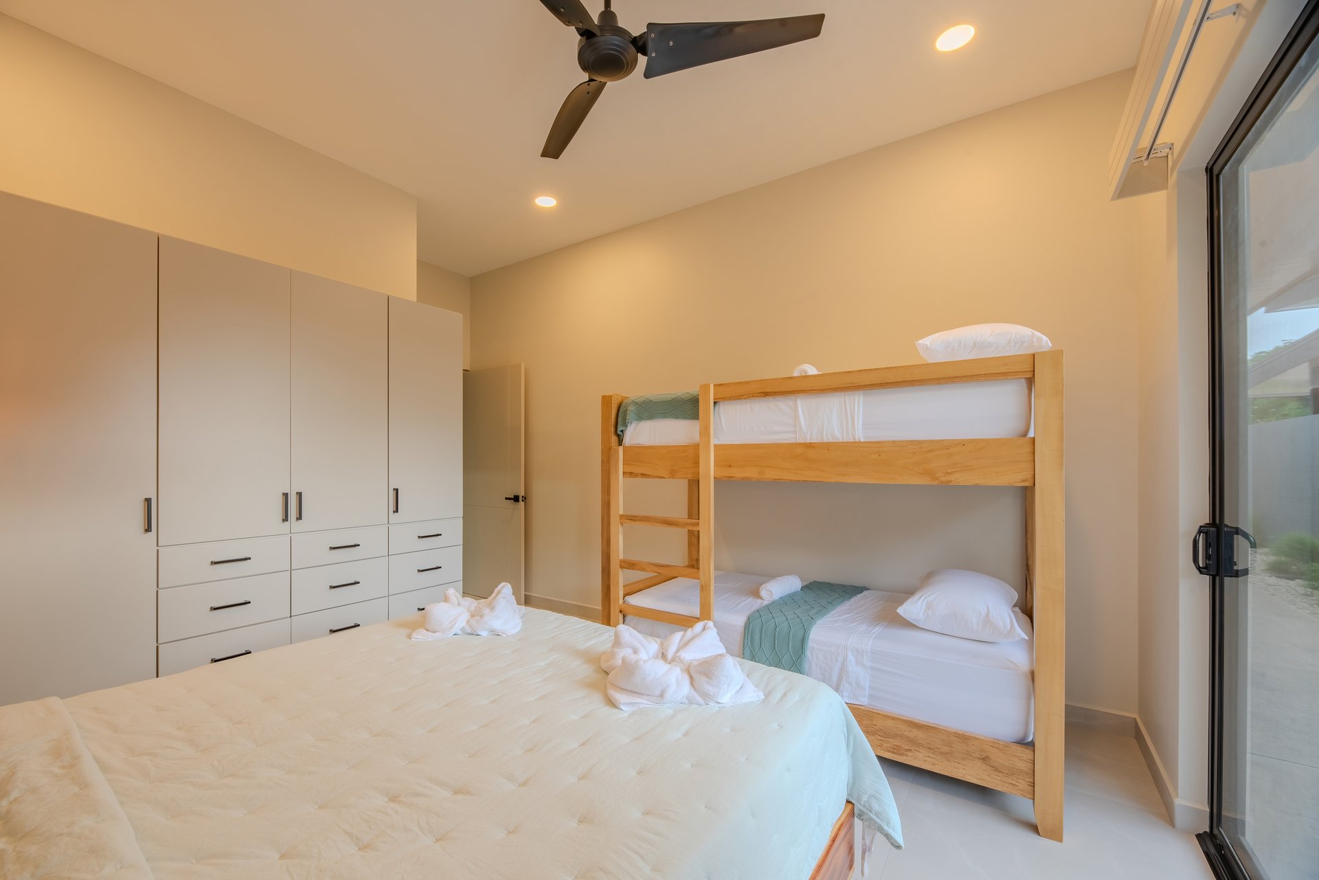 River Bend Estates, 3 Bedroom, 4 Bathroom