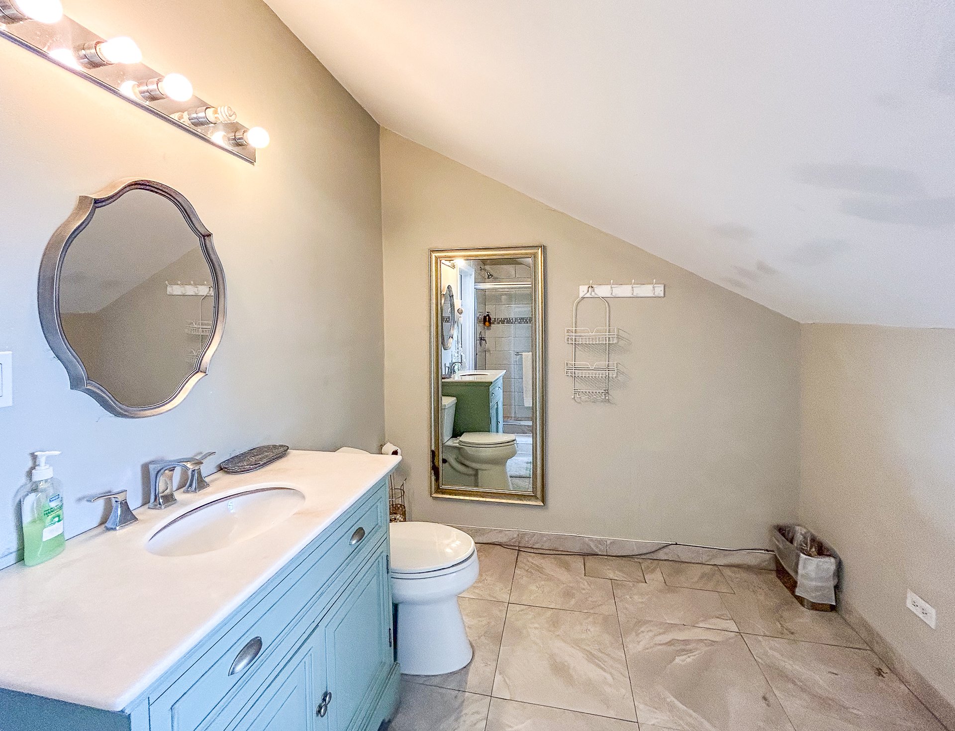 St.Albans Drive Loft