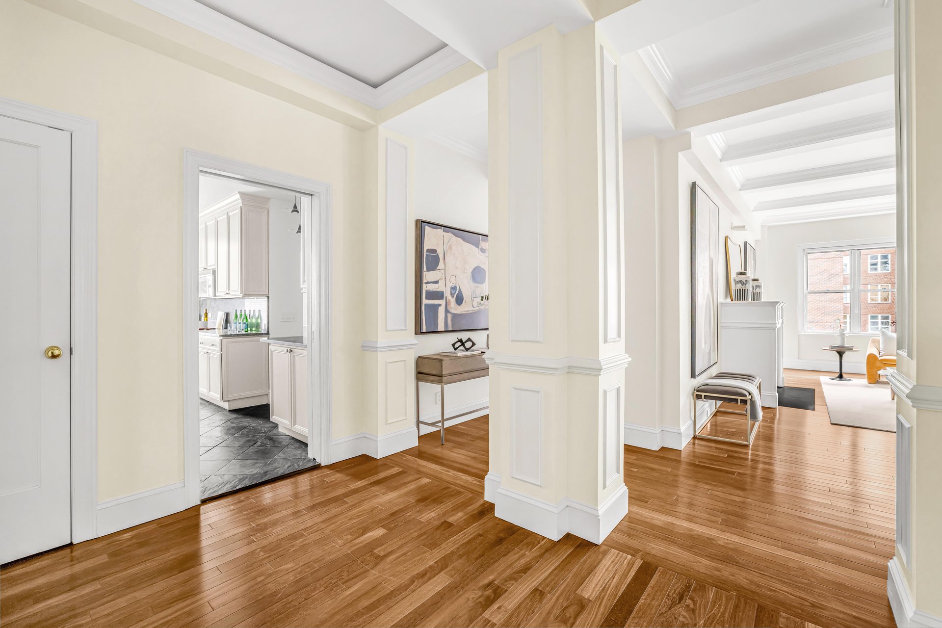 1049 Park Avenue