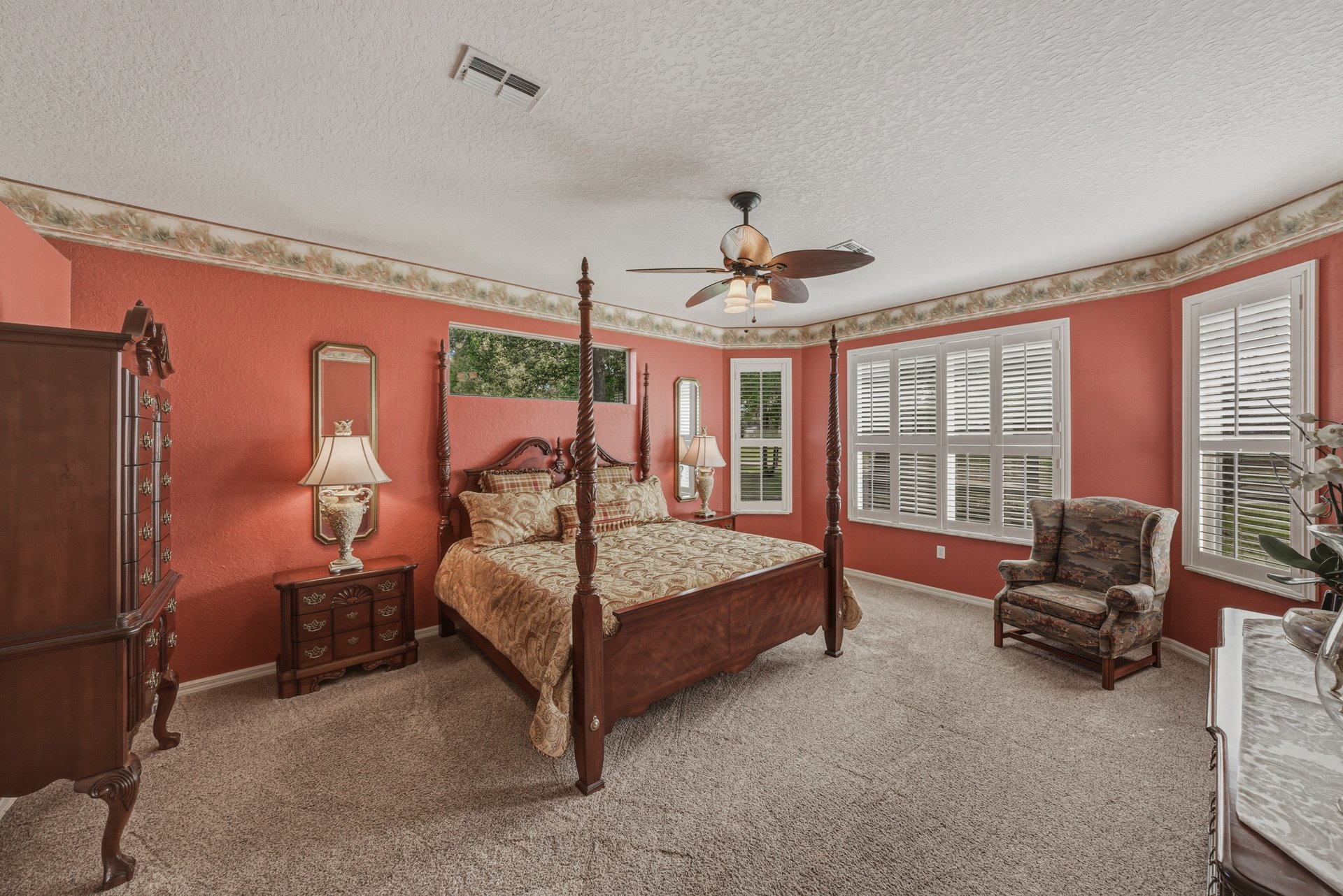 12410 WOODLANDS CIR
