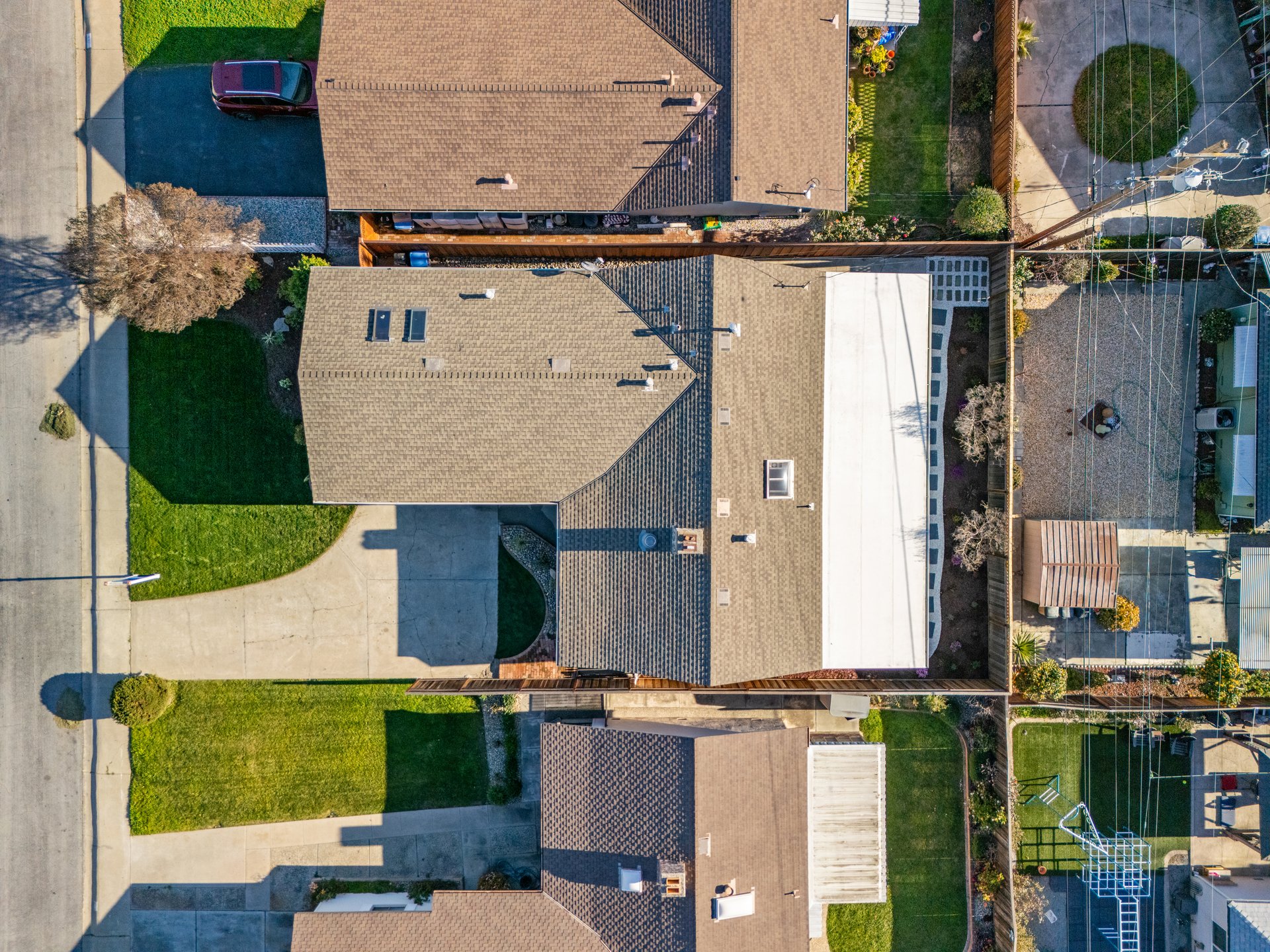 849 Selby LN