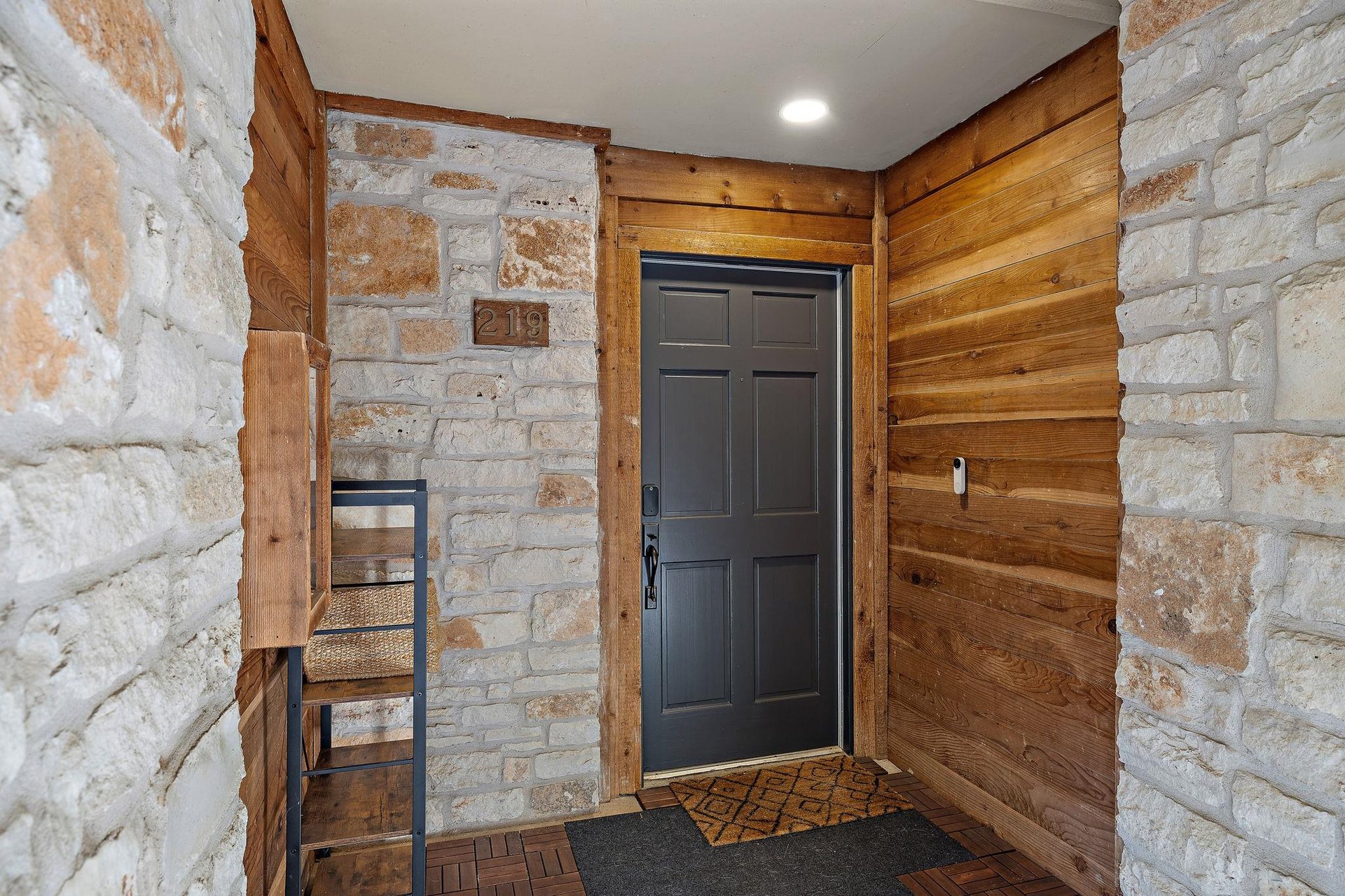 8200 Neely Drive #219