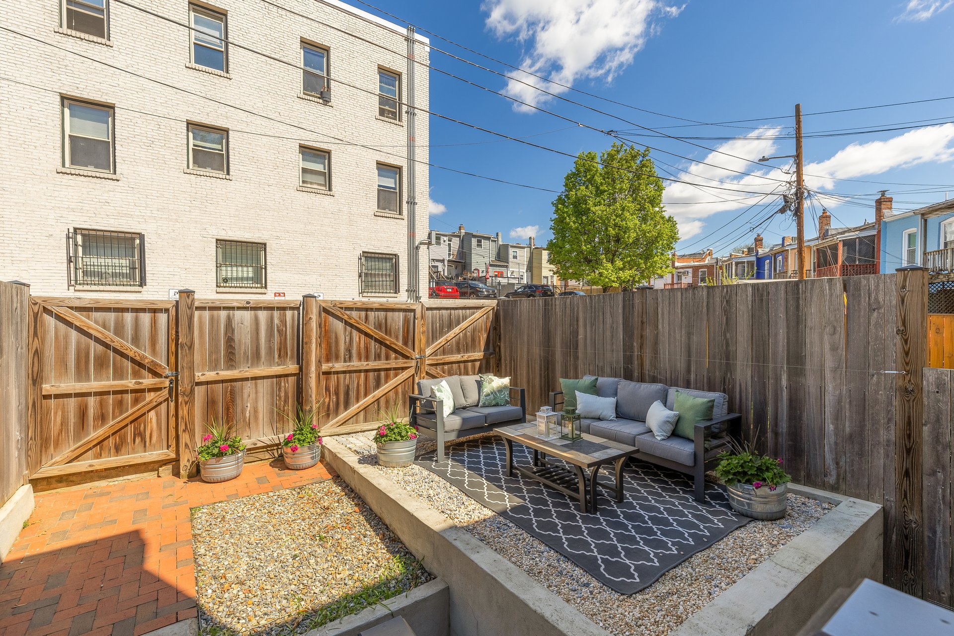 409 Columbia Rd NW