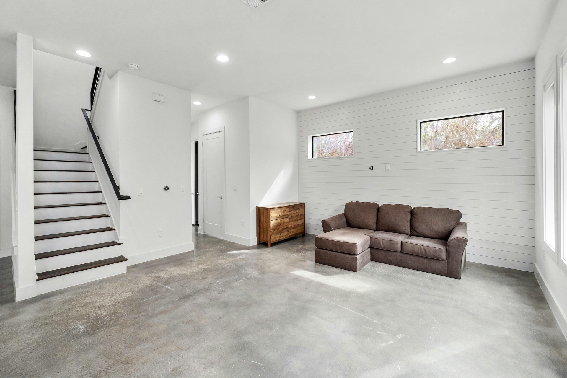 1118 Algarita Ave #2